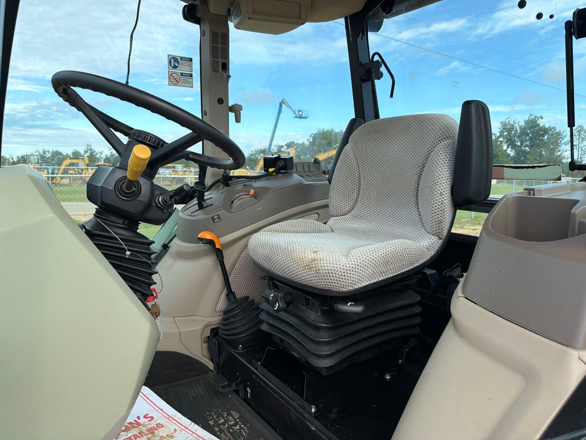 John Deere 5100E