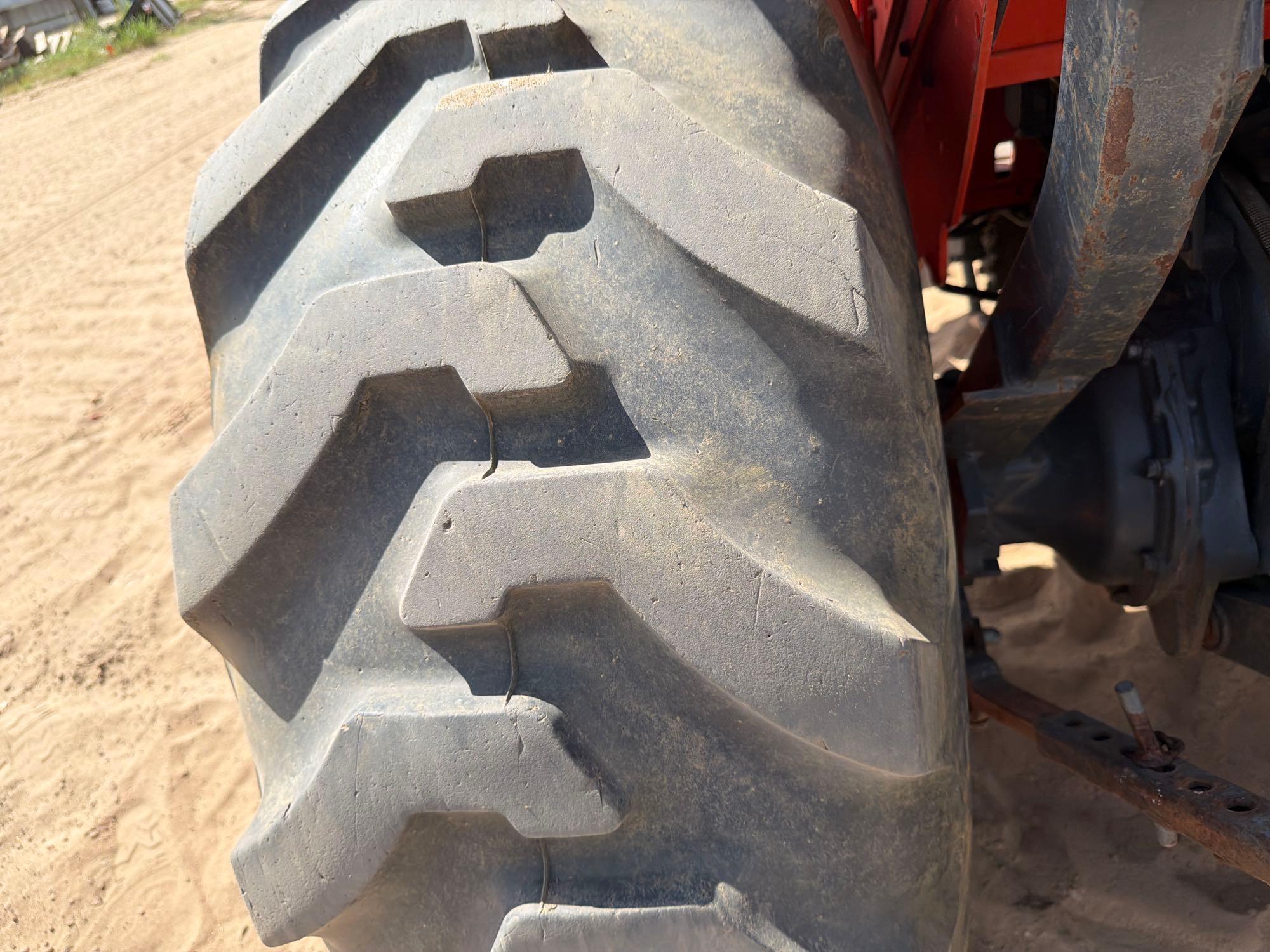 Kubota L3240
