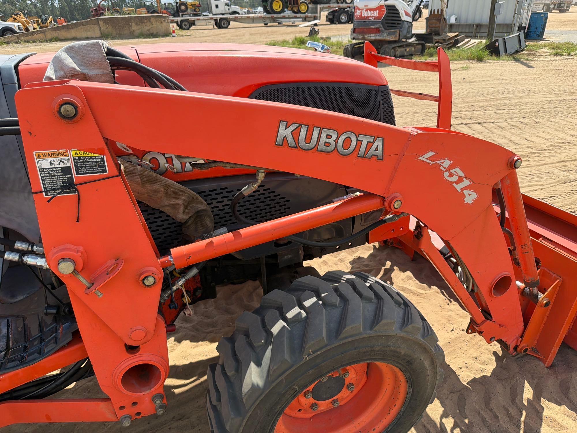 Kubota L3240