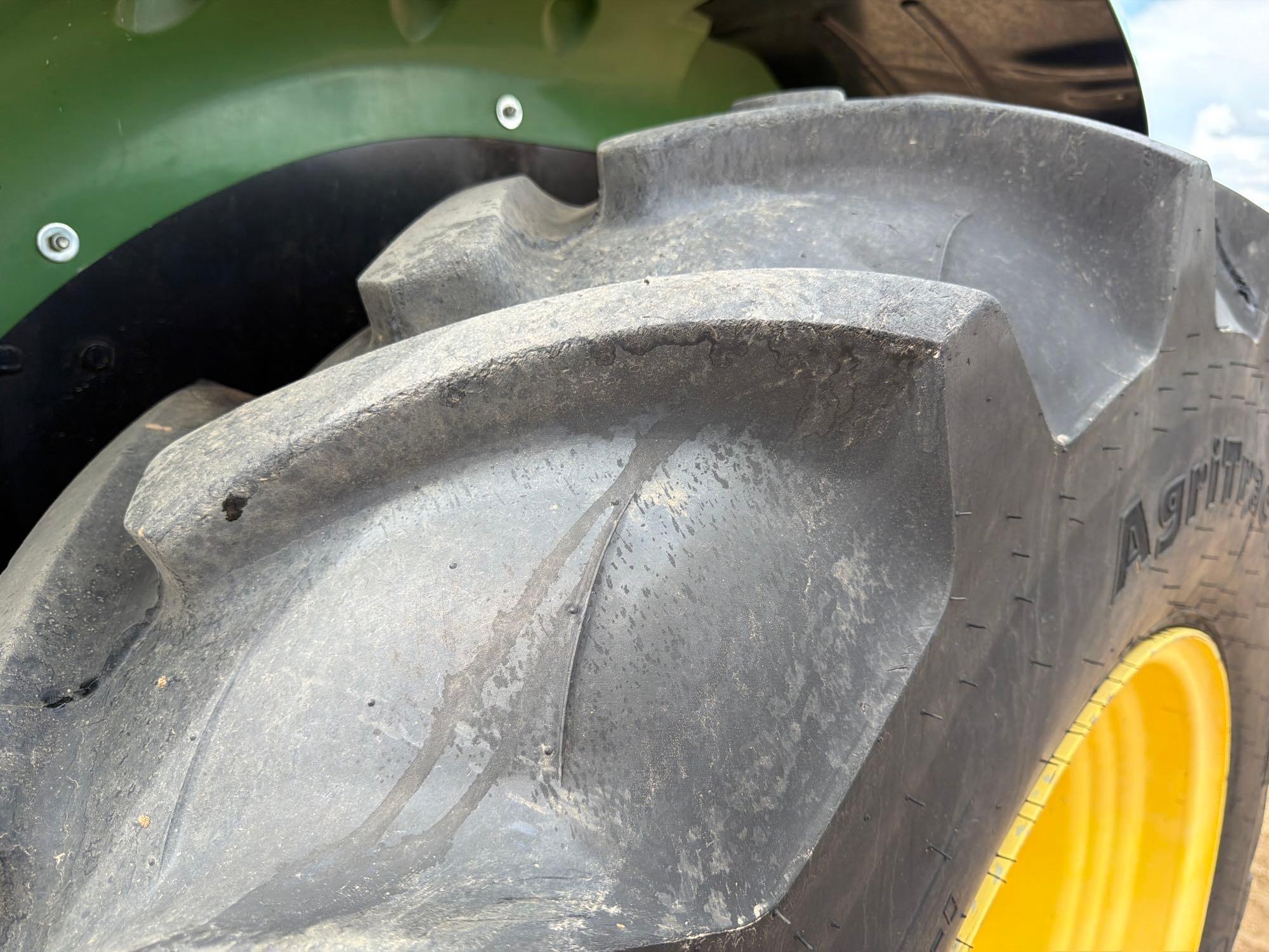 John Deere 5100E