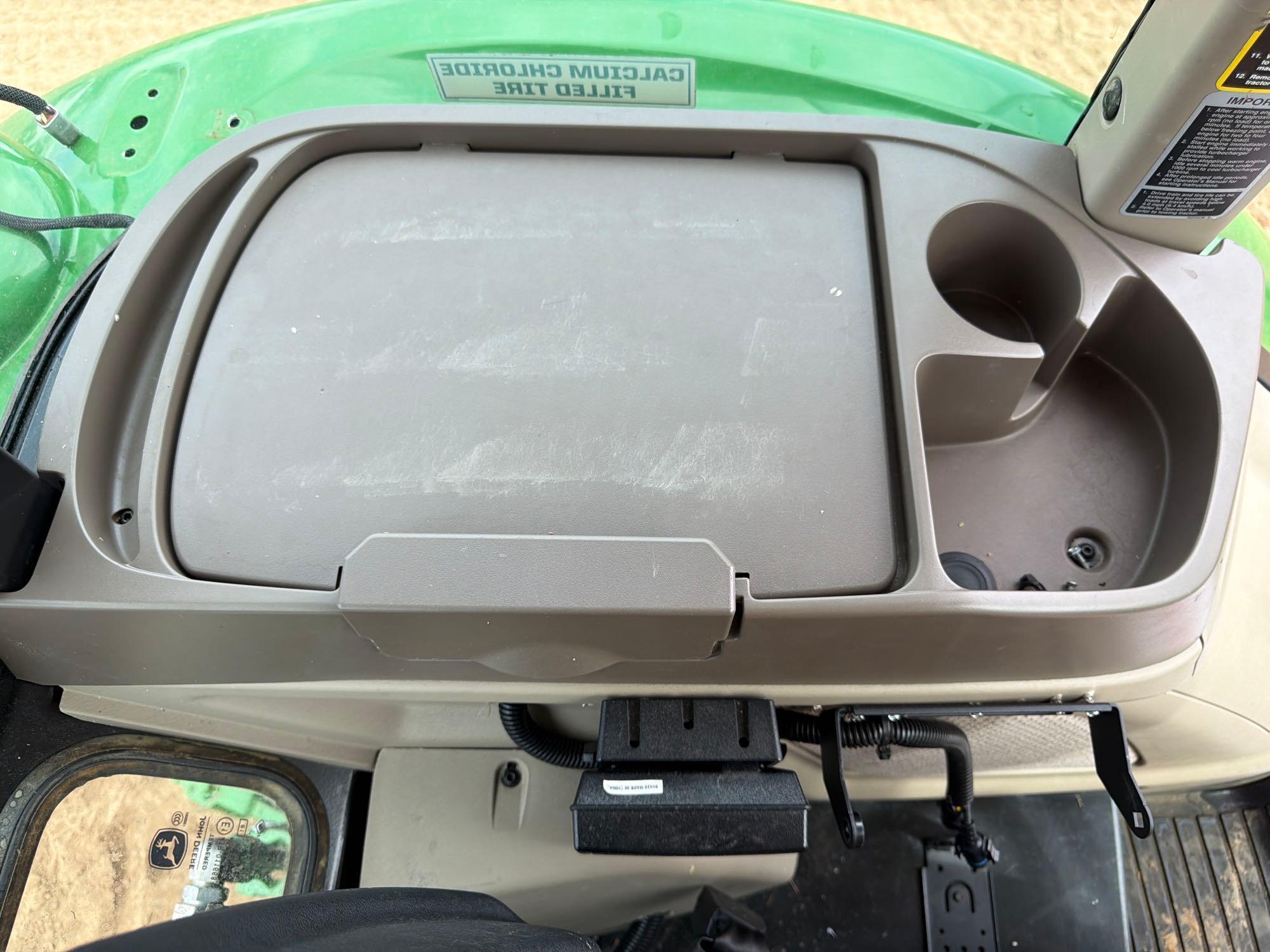 John Deere 5100E