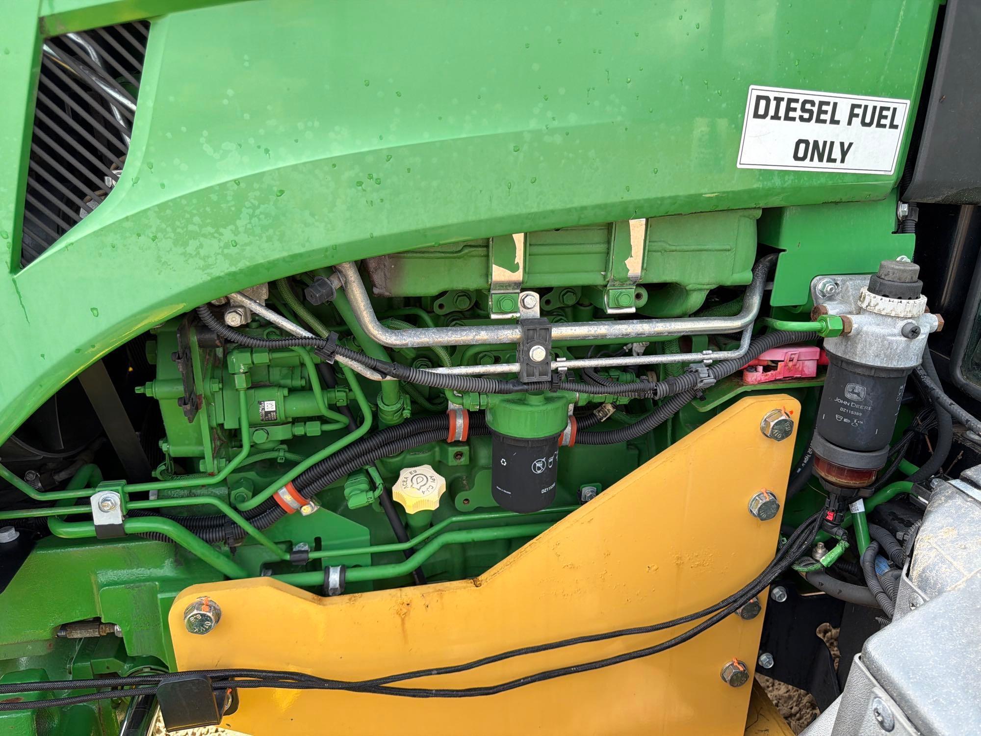 John Deere 5100E