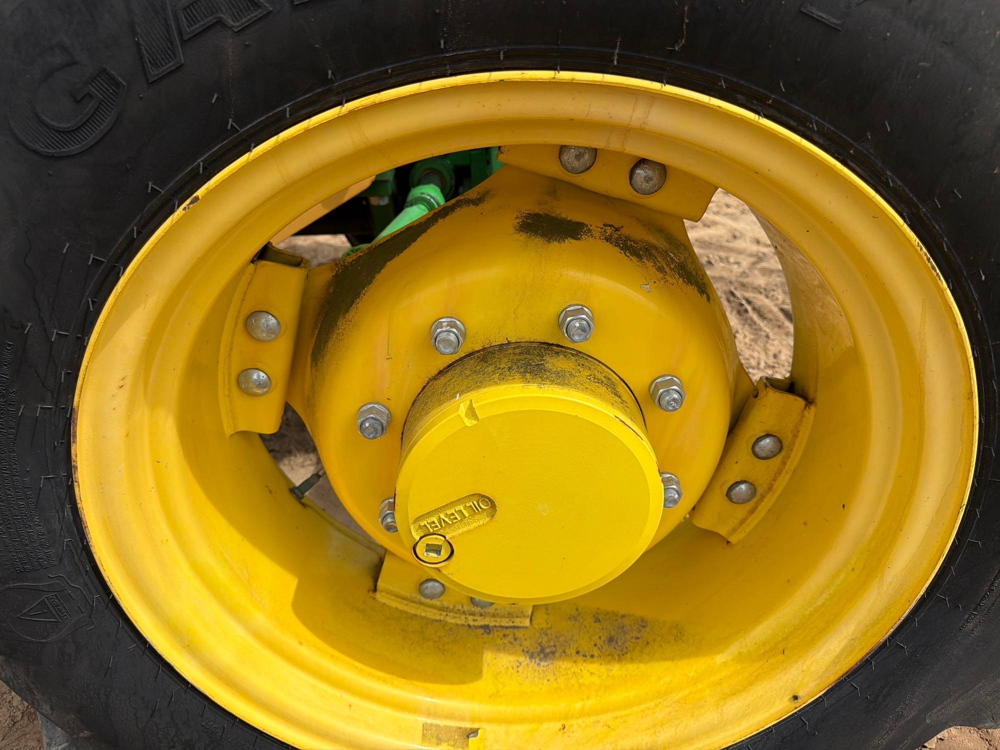 John Deere 5100E