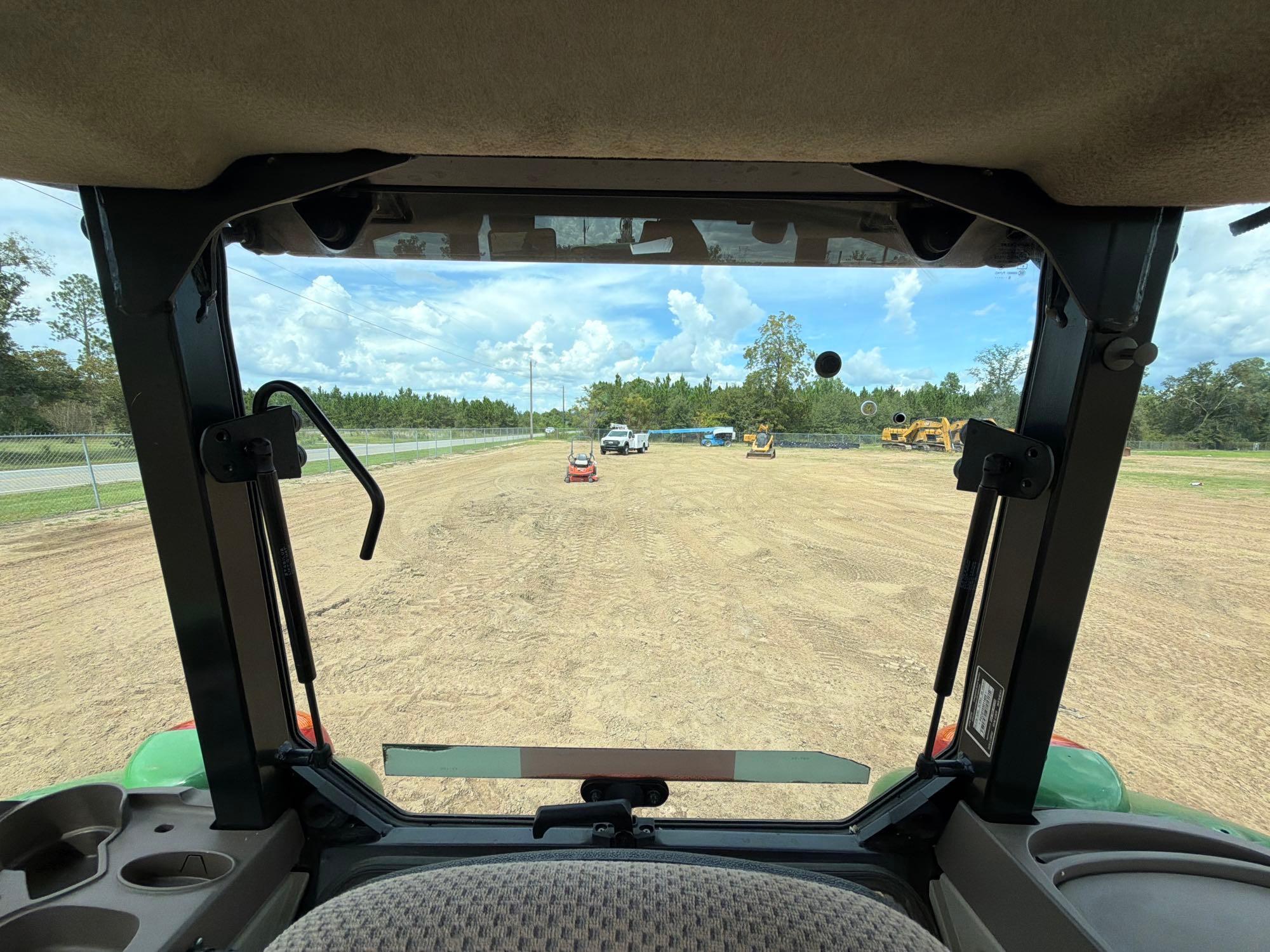 John Deere 5100E