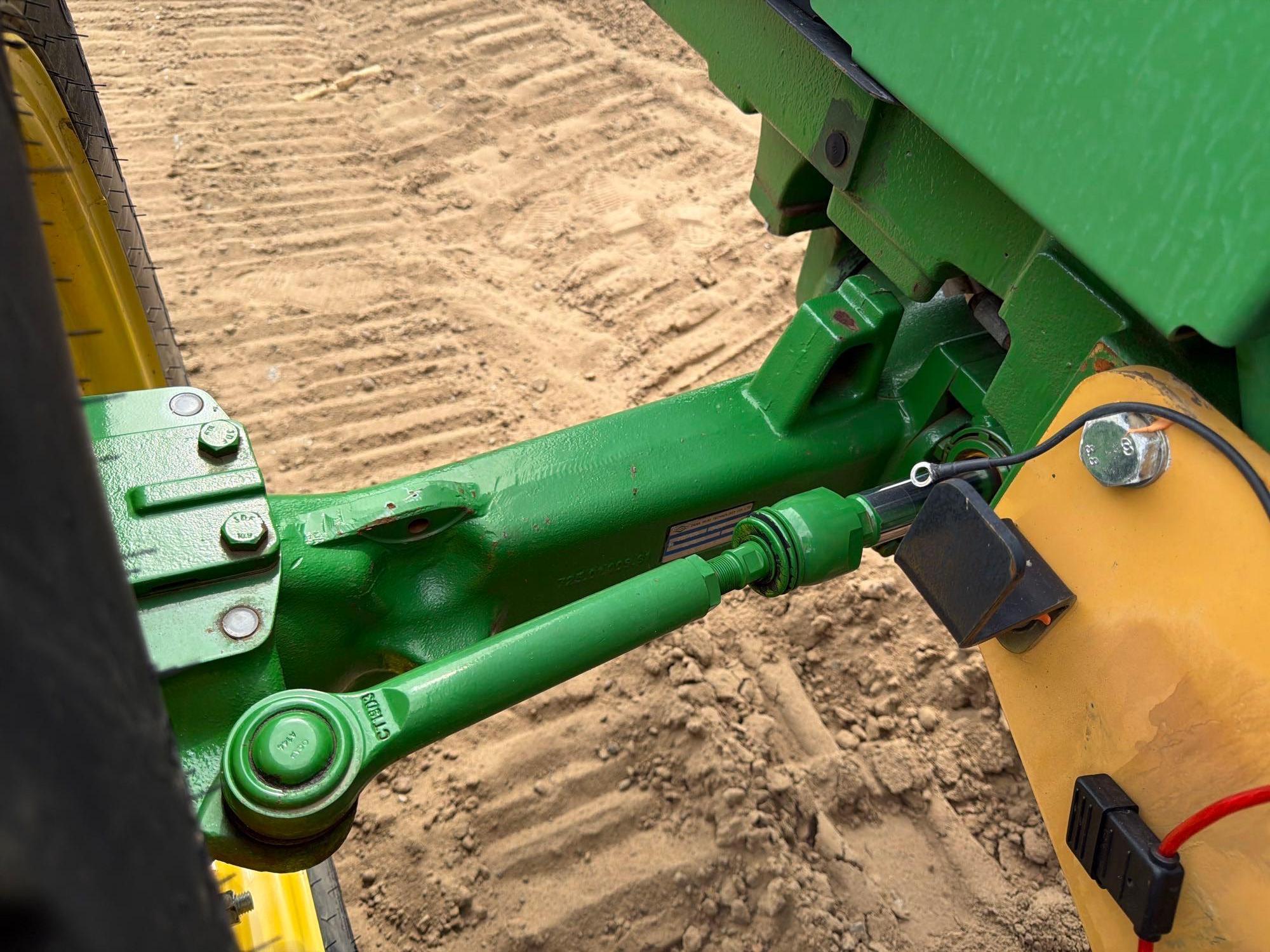 John Deere 5100E