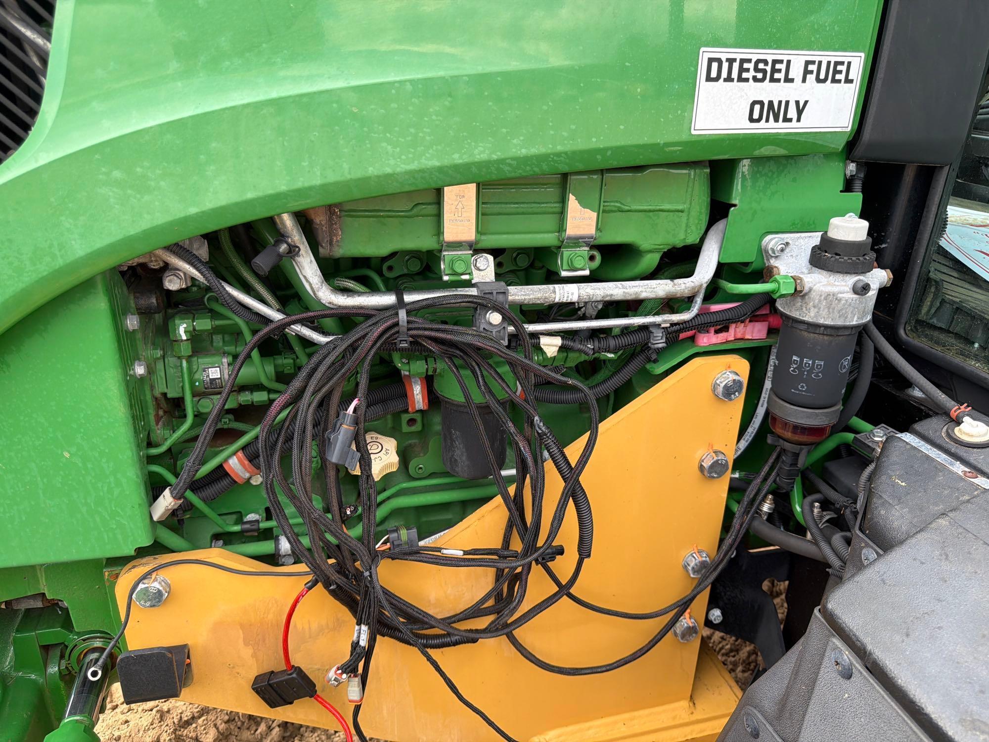 John Deere 5100E