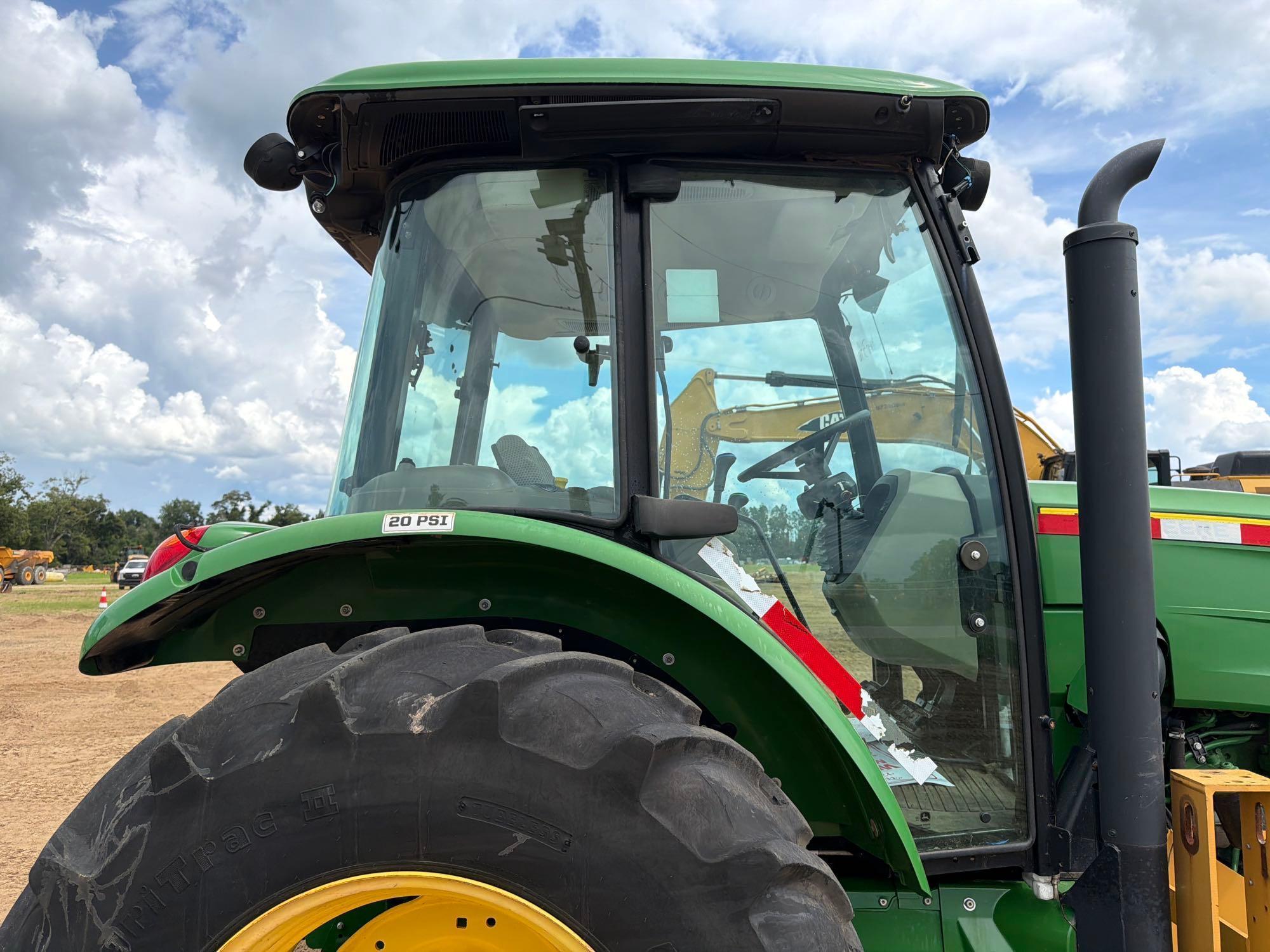 John Deere 5100E