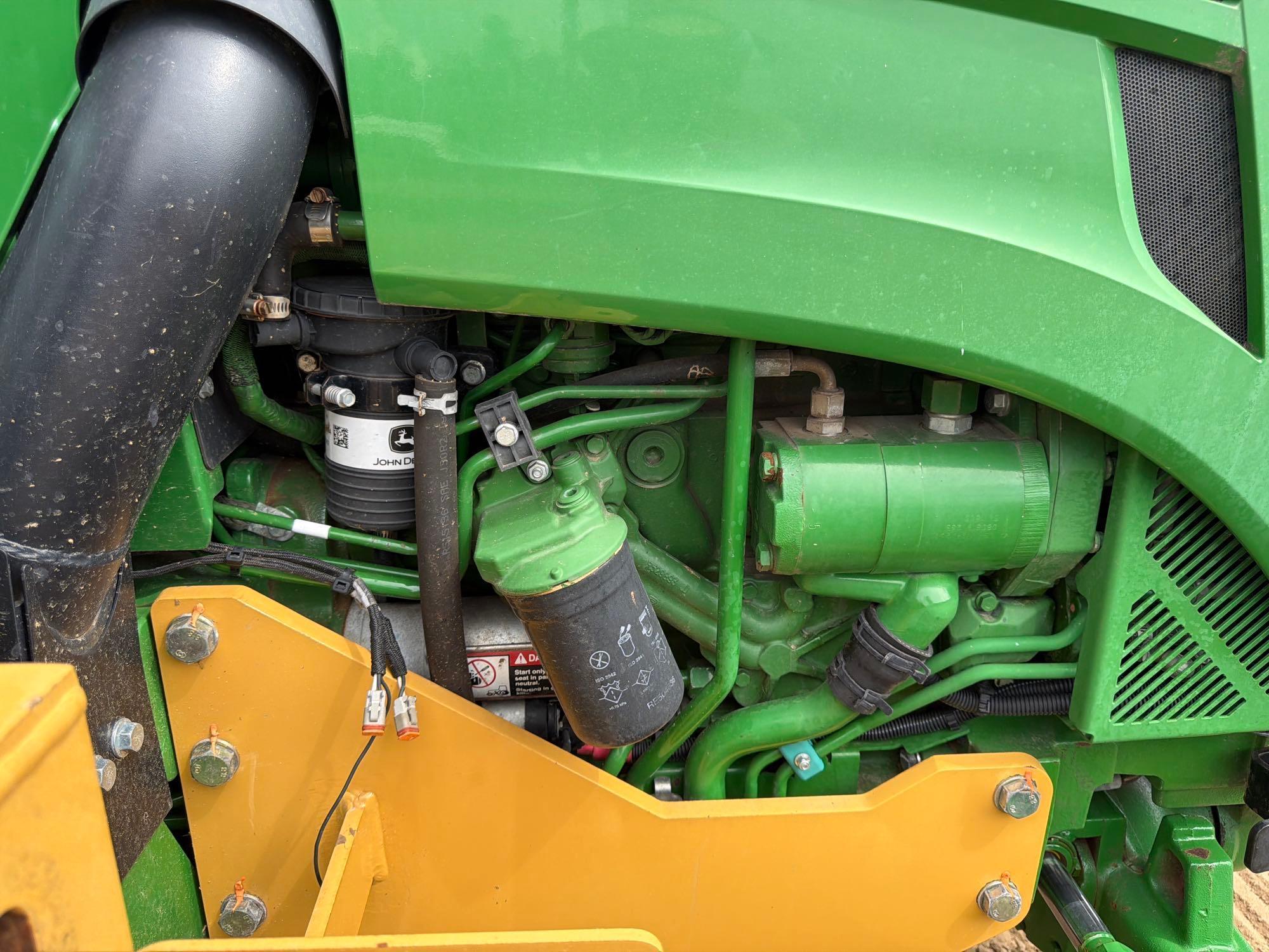 John Deere 5100E