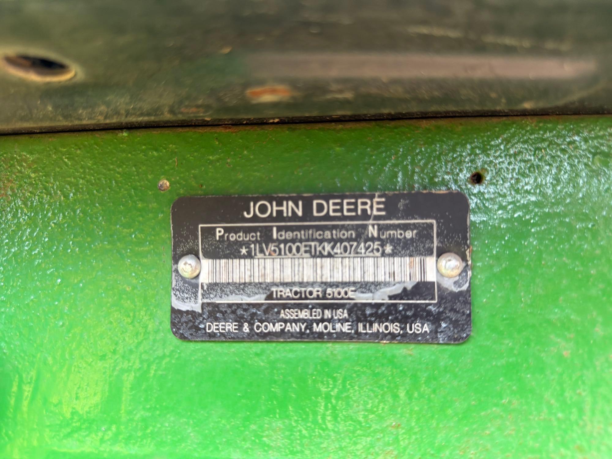 John Deere 5100E