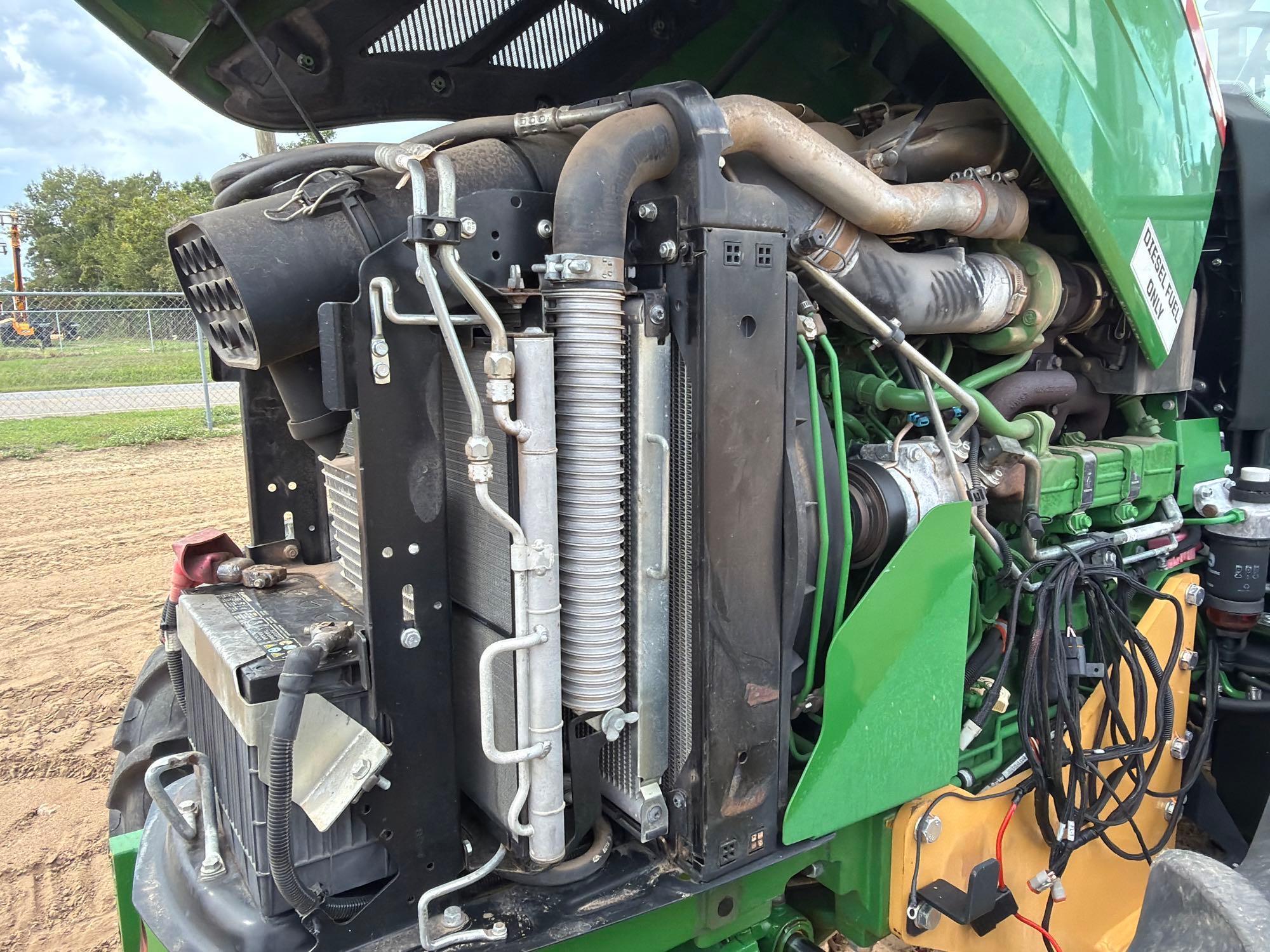John Deere 5100E
