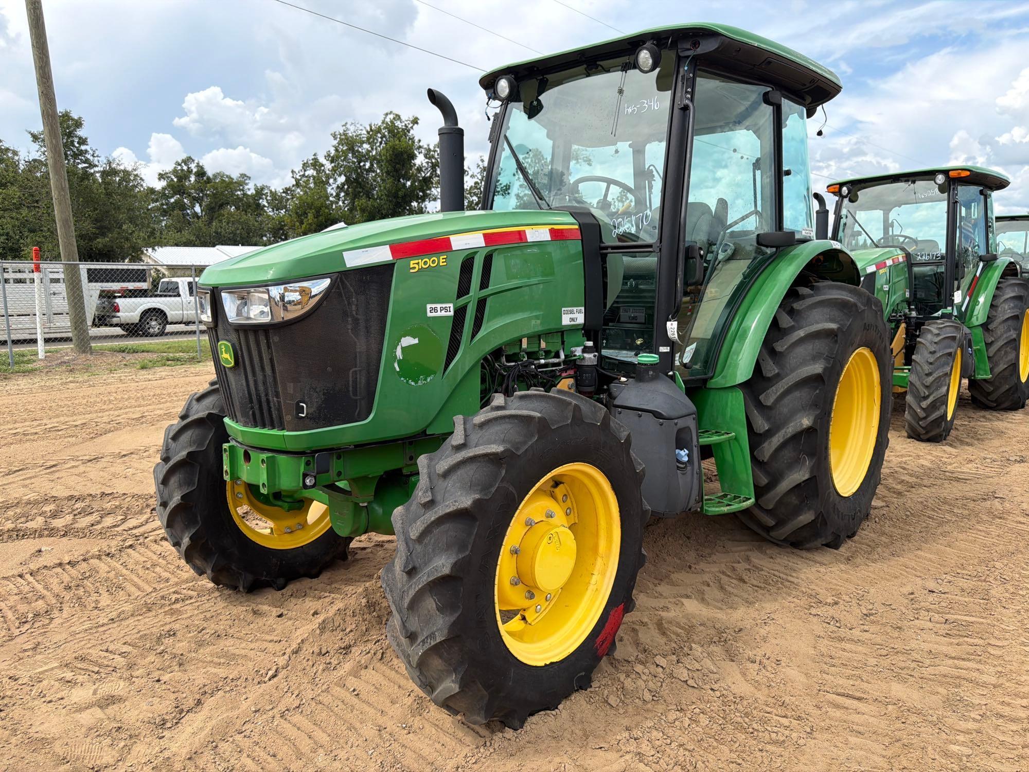 John Deere 5100E