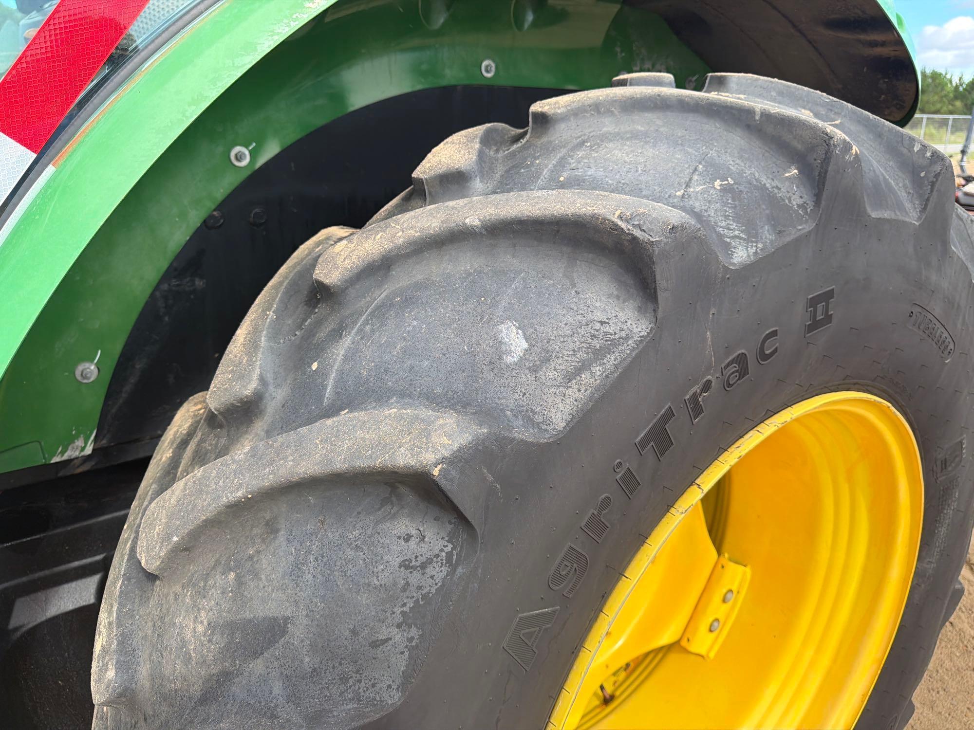 John Deere 5100E