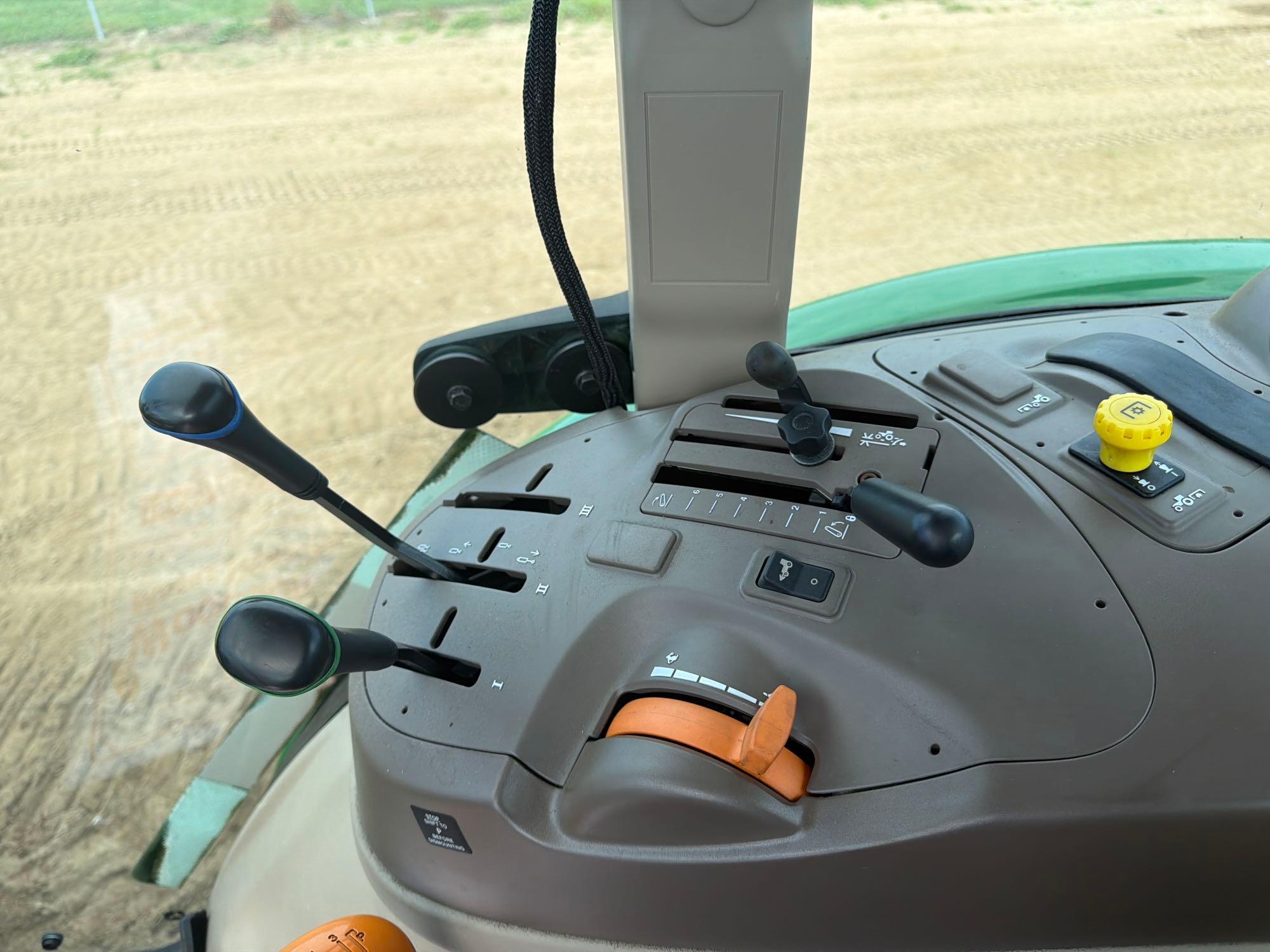 John Deere 5100E