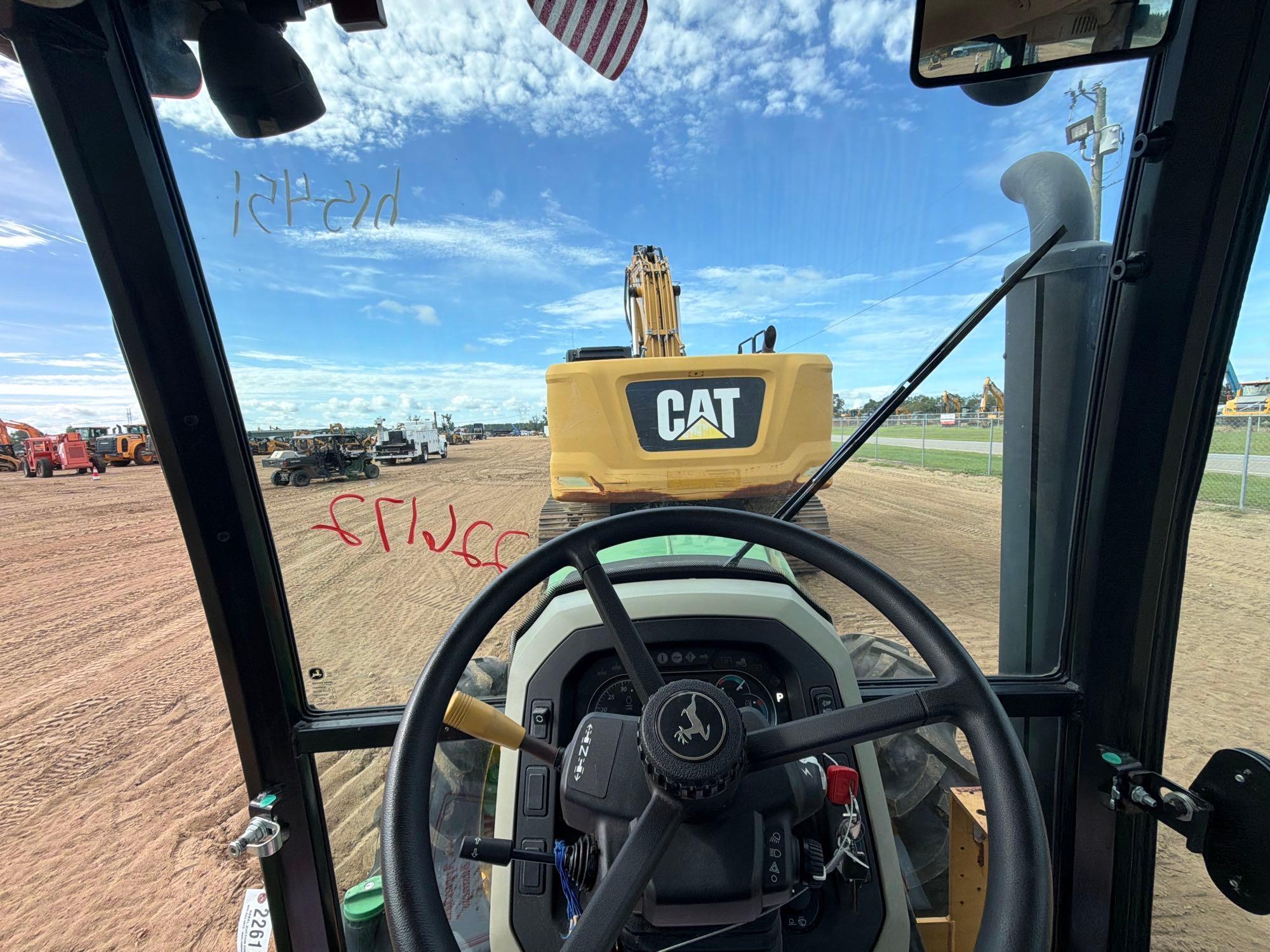 John Deere 5100E
