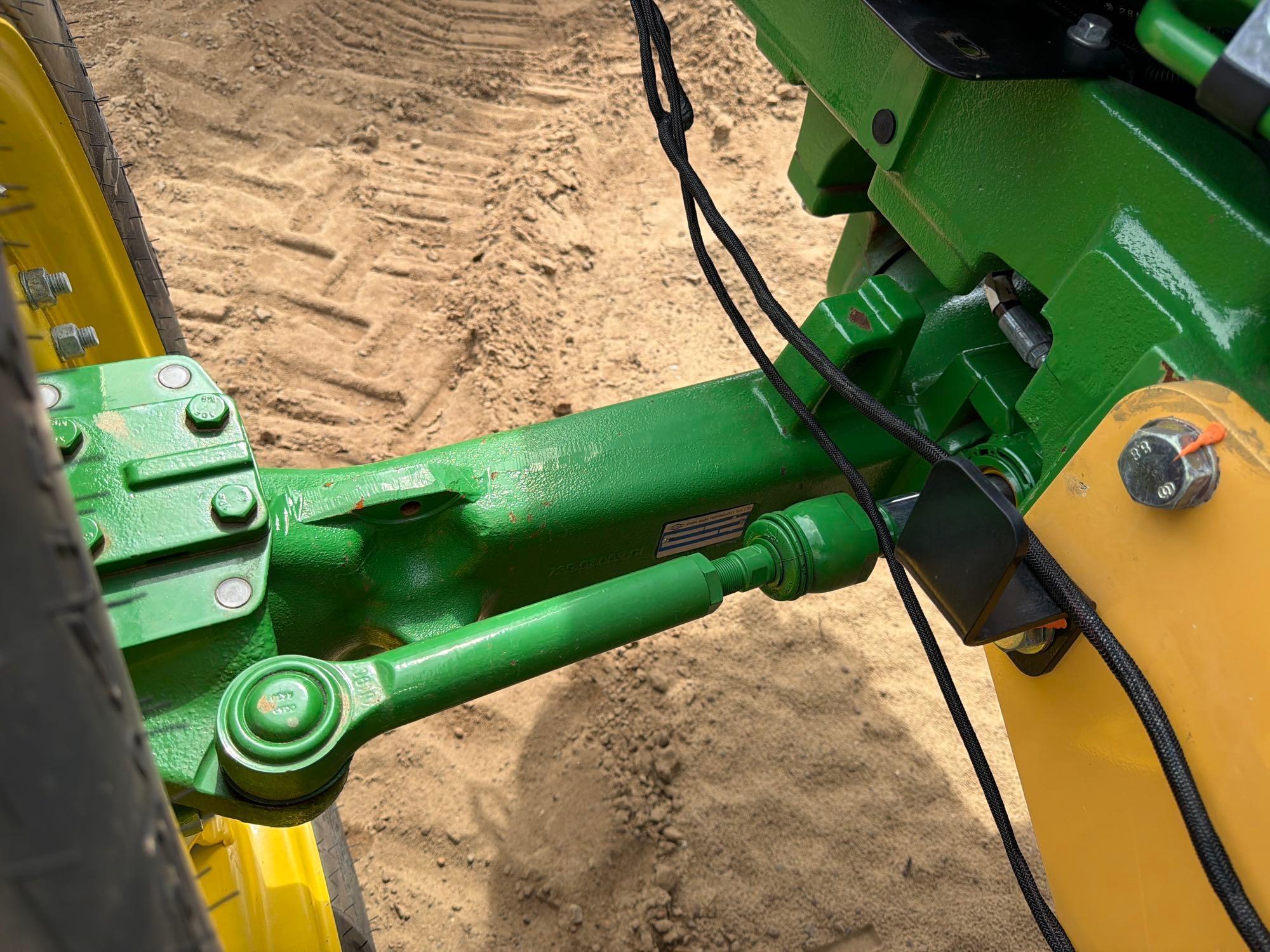 John Deere 5100E