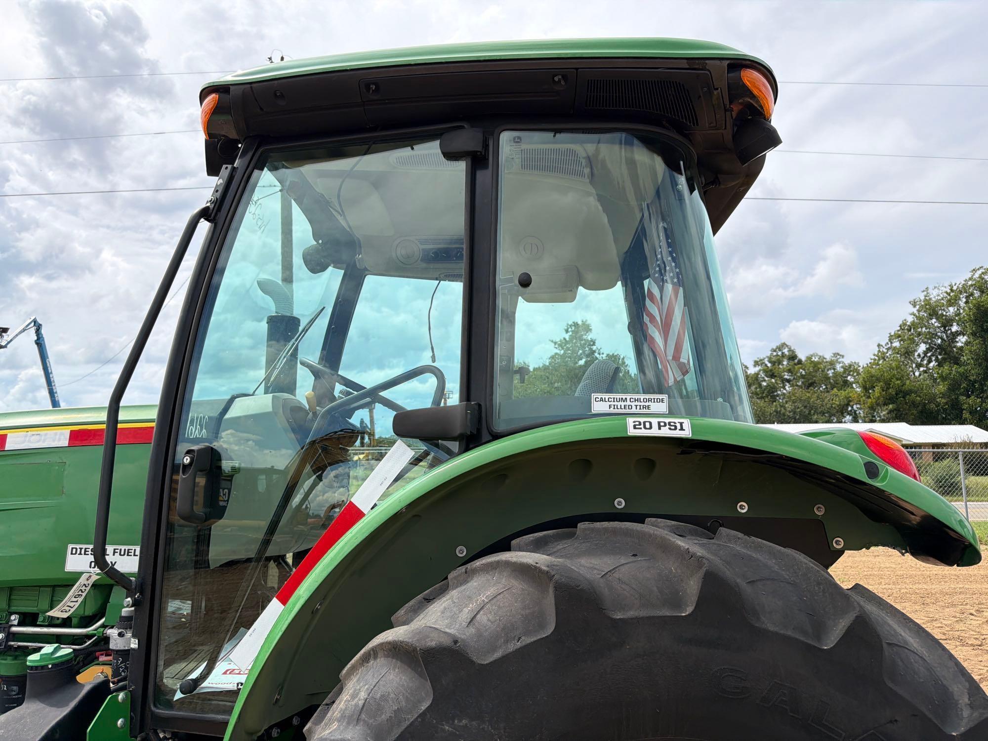 John Deere 5100E