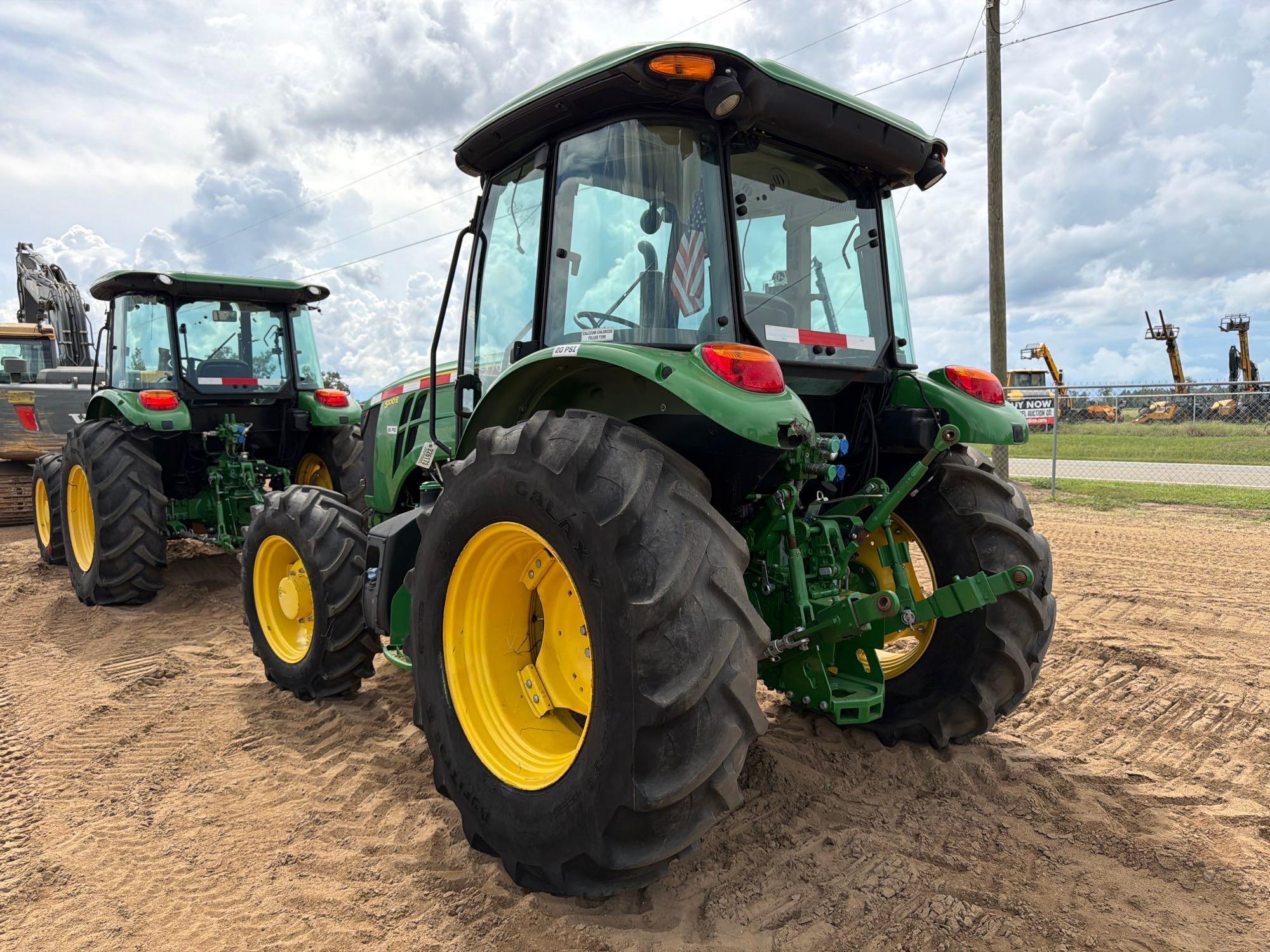 John Deere 5100E