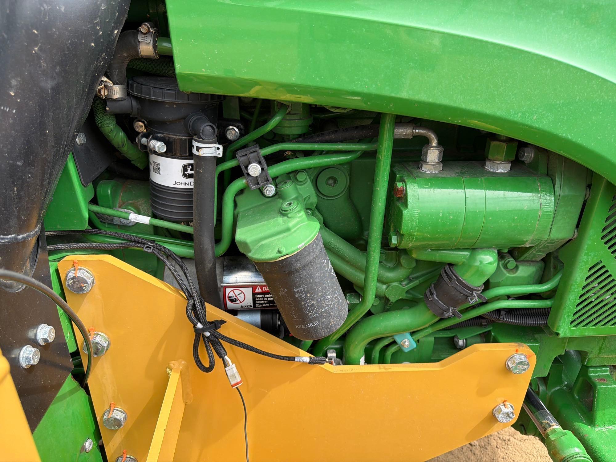 John Deere 5100E