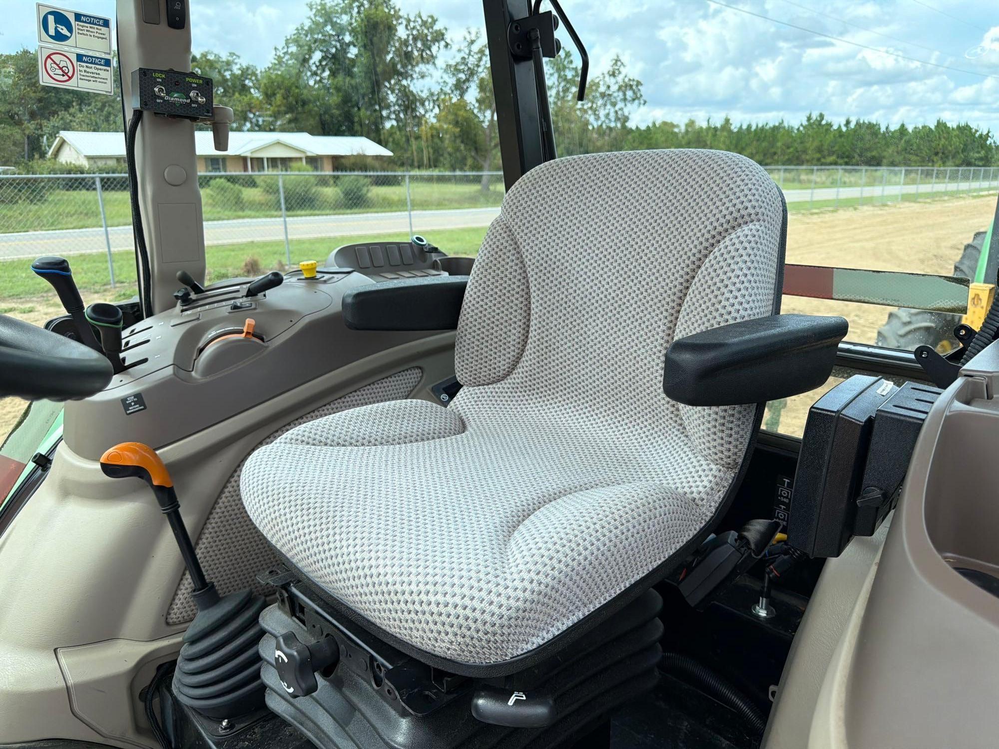 John Deere 5100E