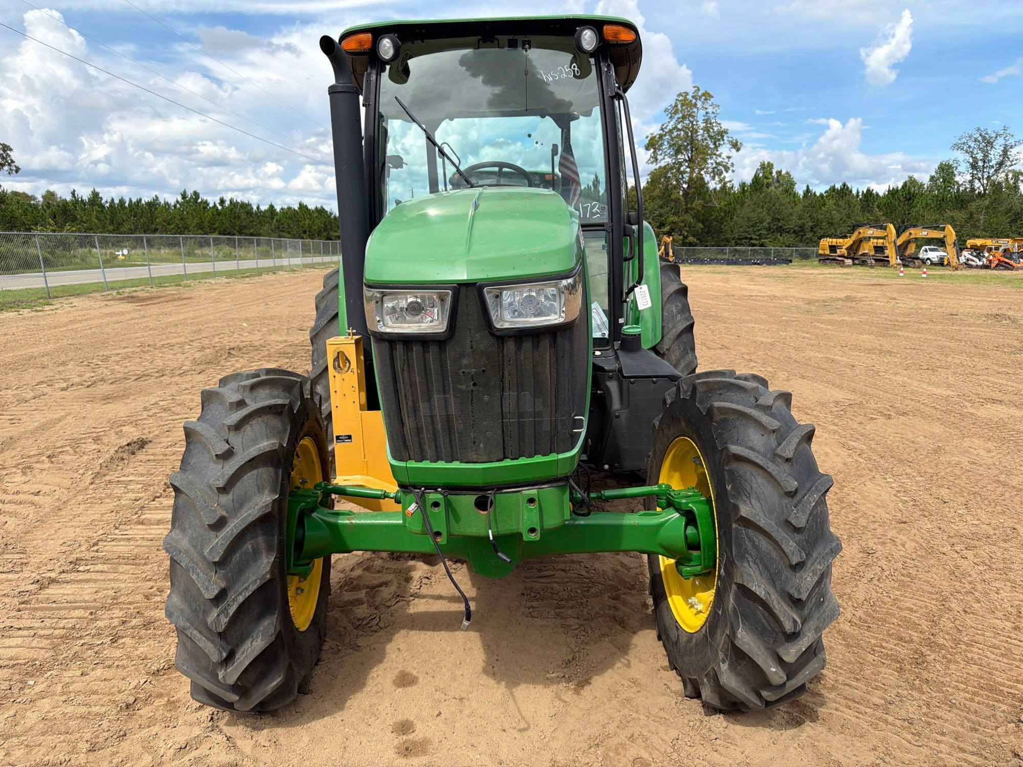 John Deere 5100E