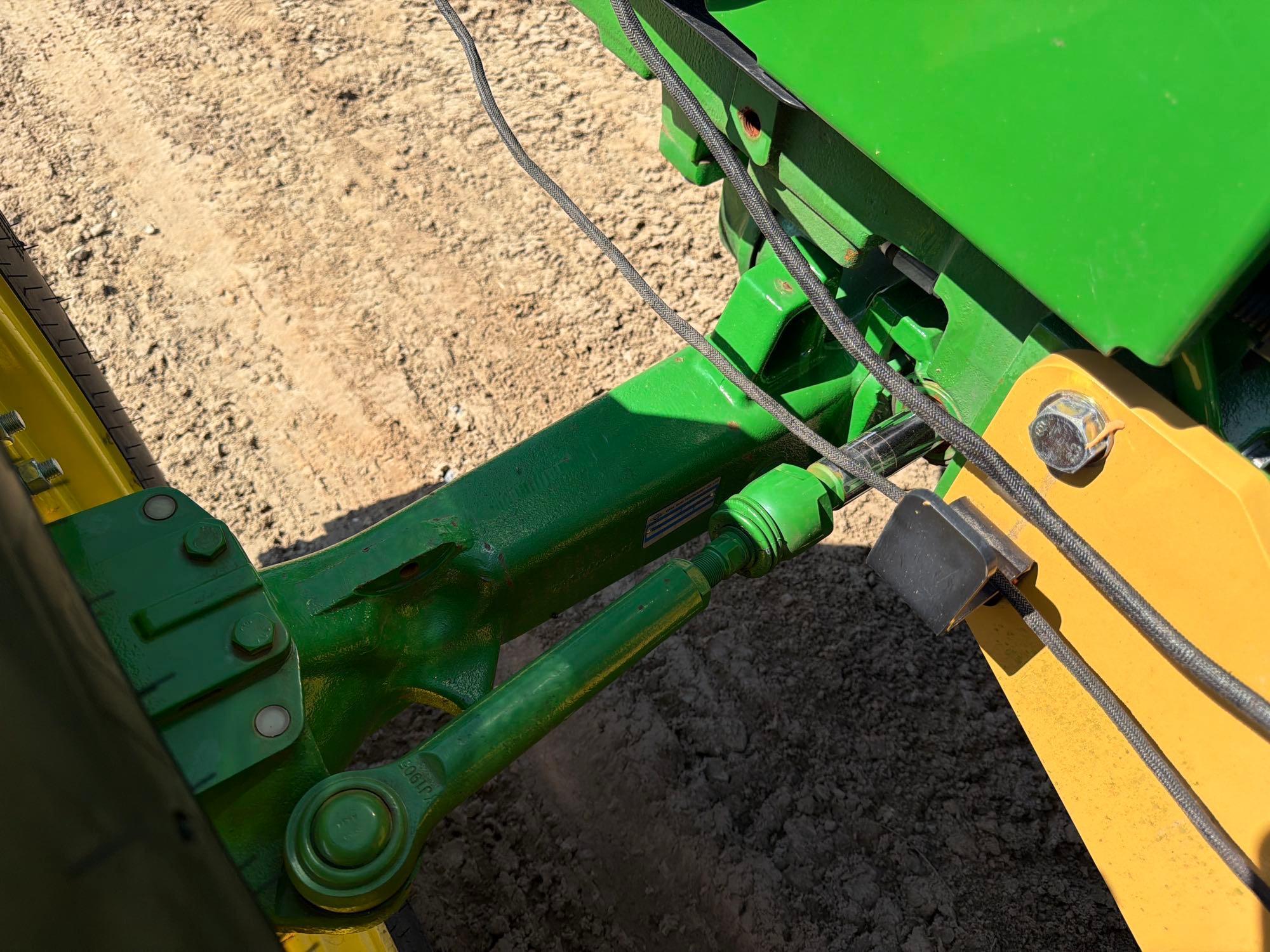 John Deere 5100E