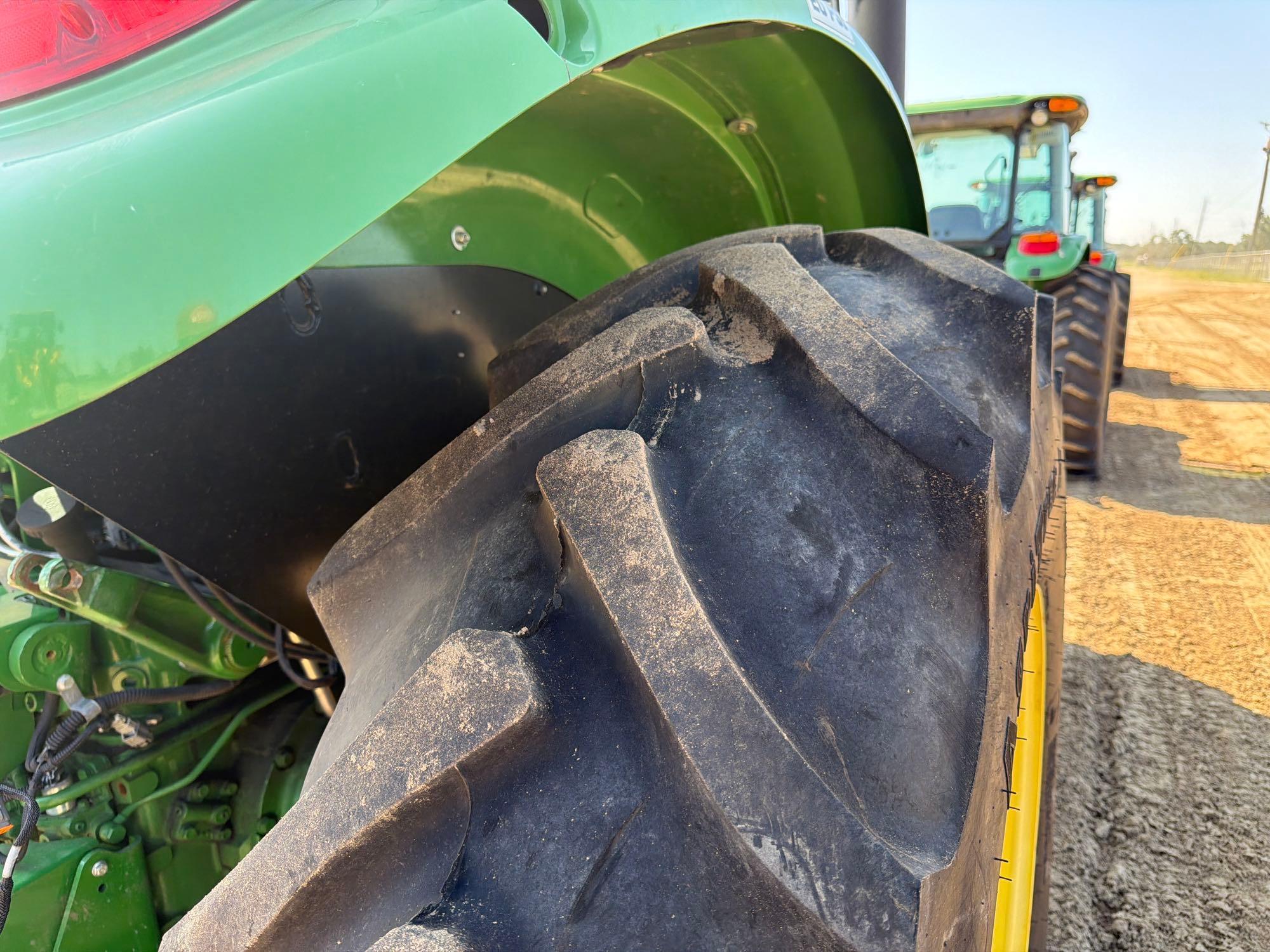 John Deere 5100E