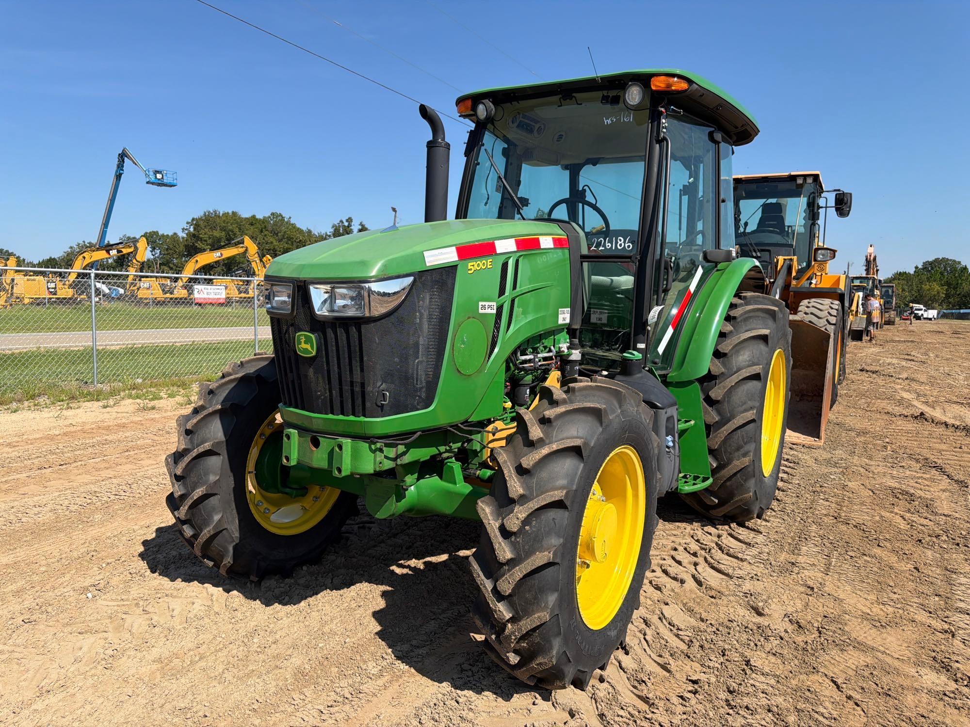 John Deere 5100E