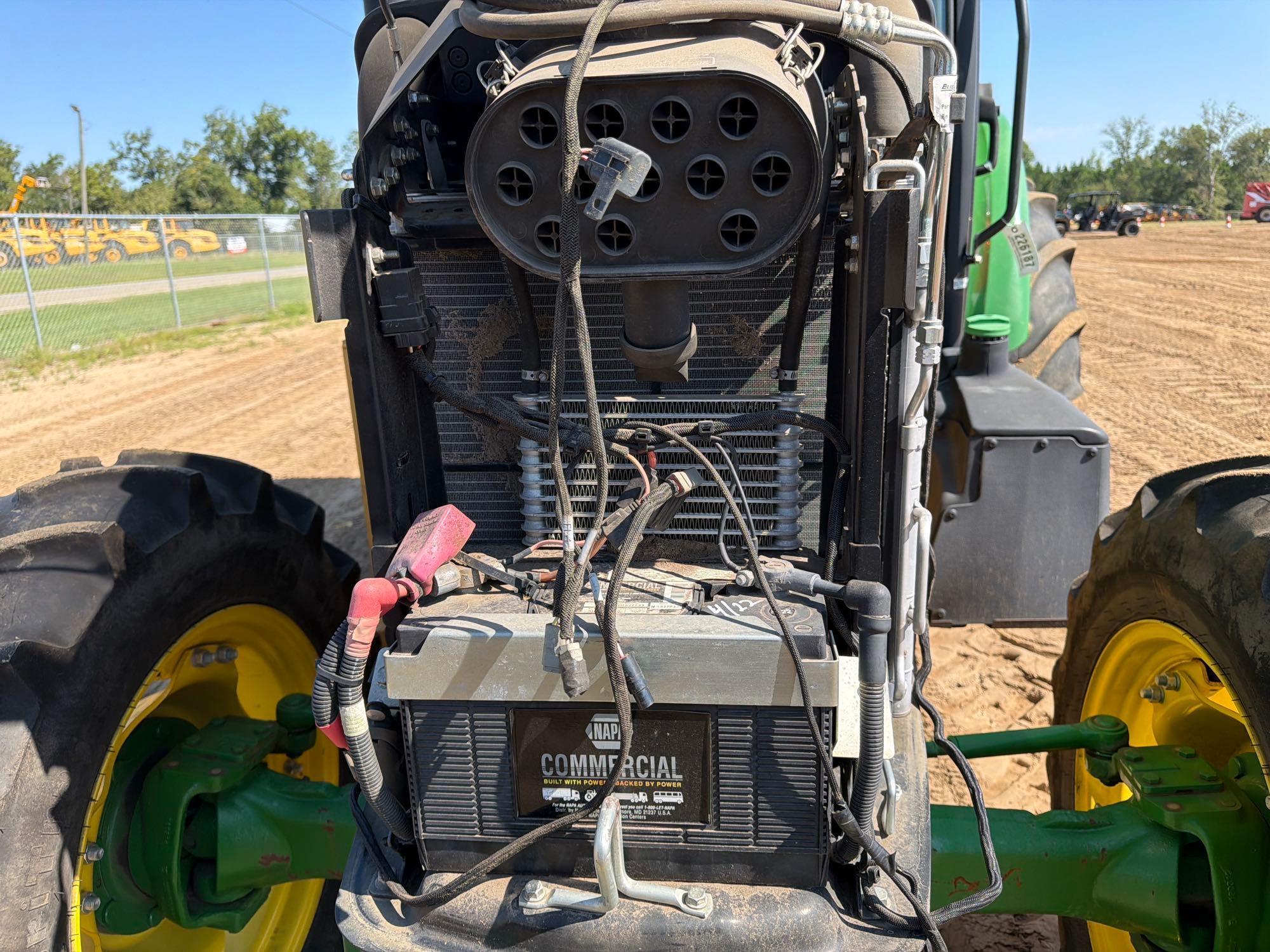 John Deere 5100E