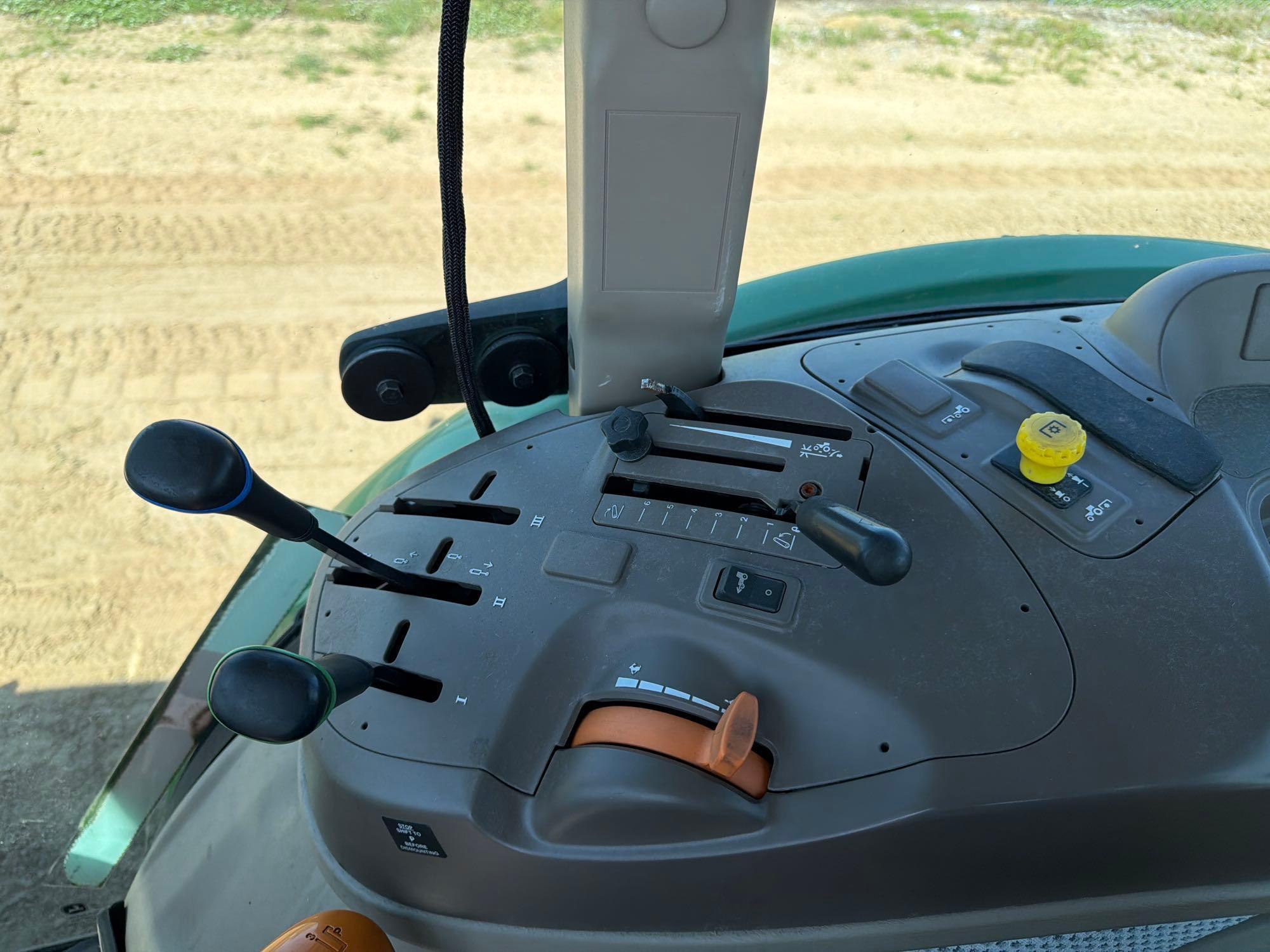 John Deere 5100E