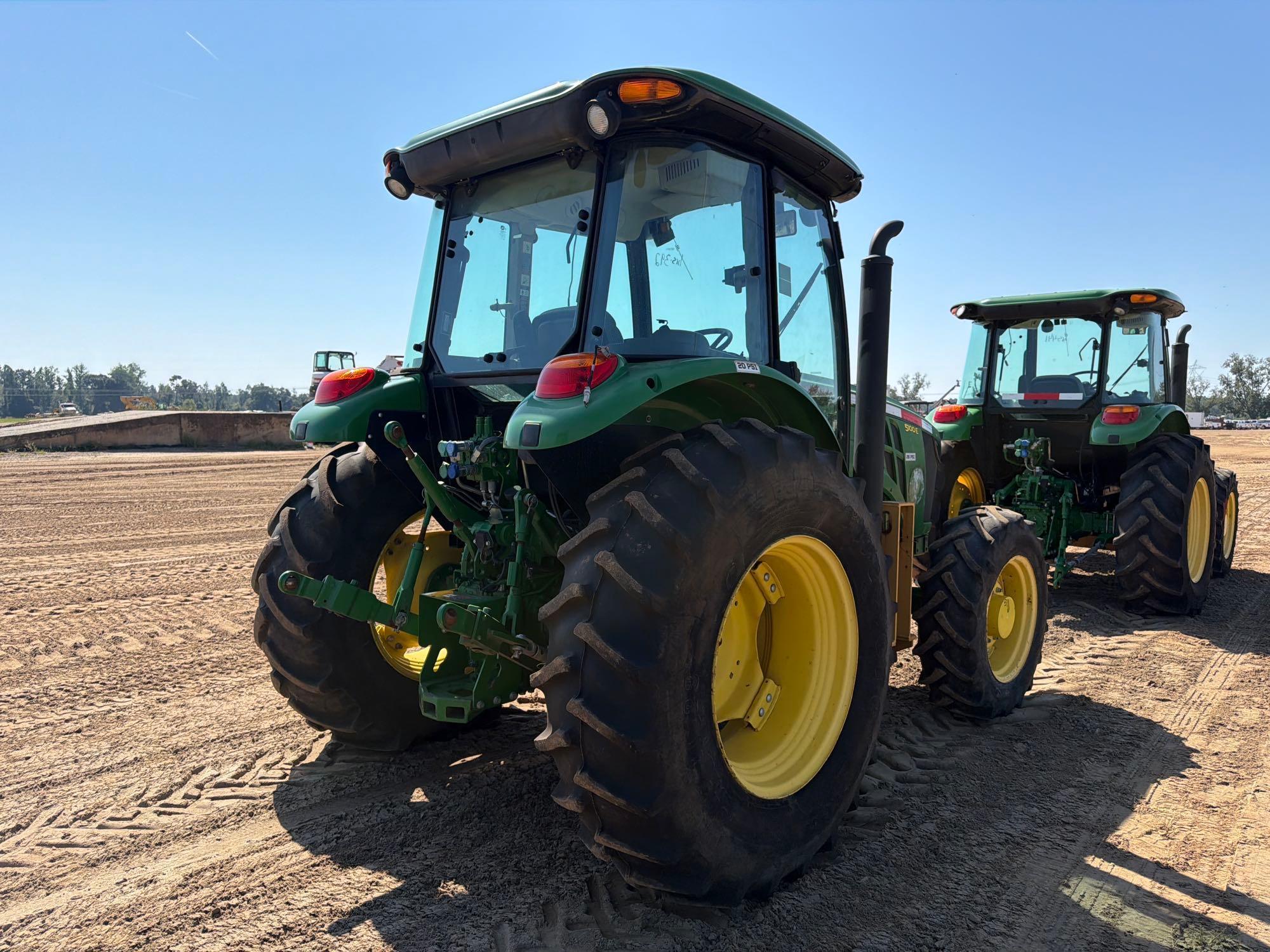 John Deere 5100E