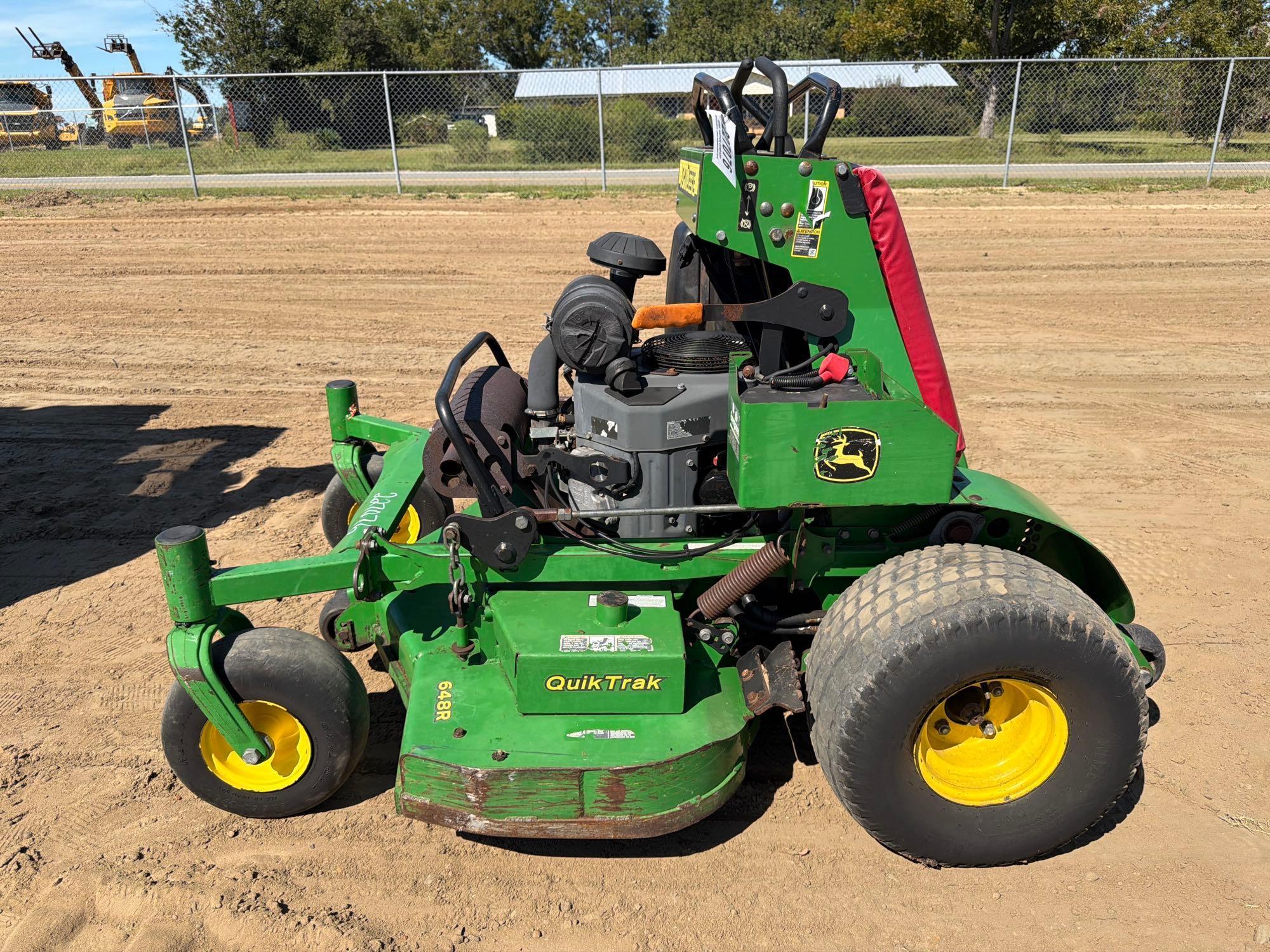 2015 John Deere 648R