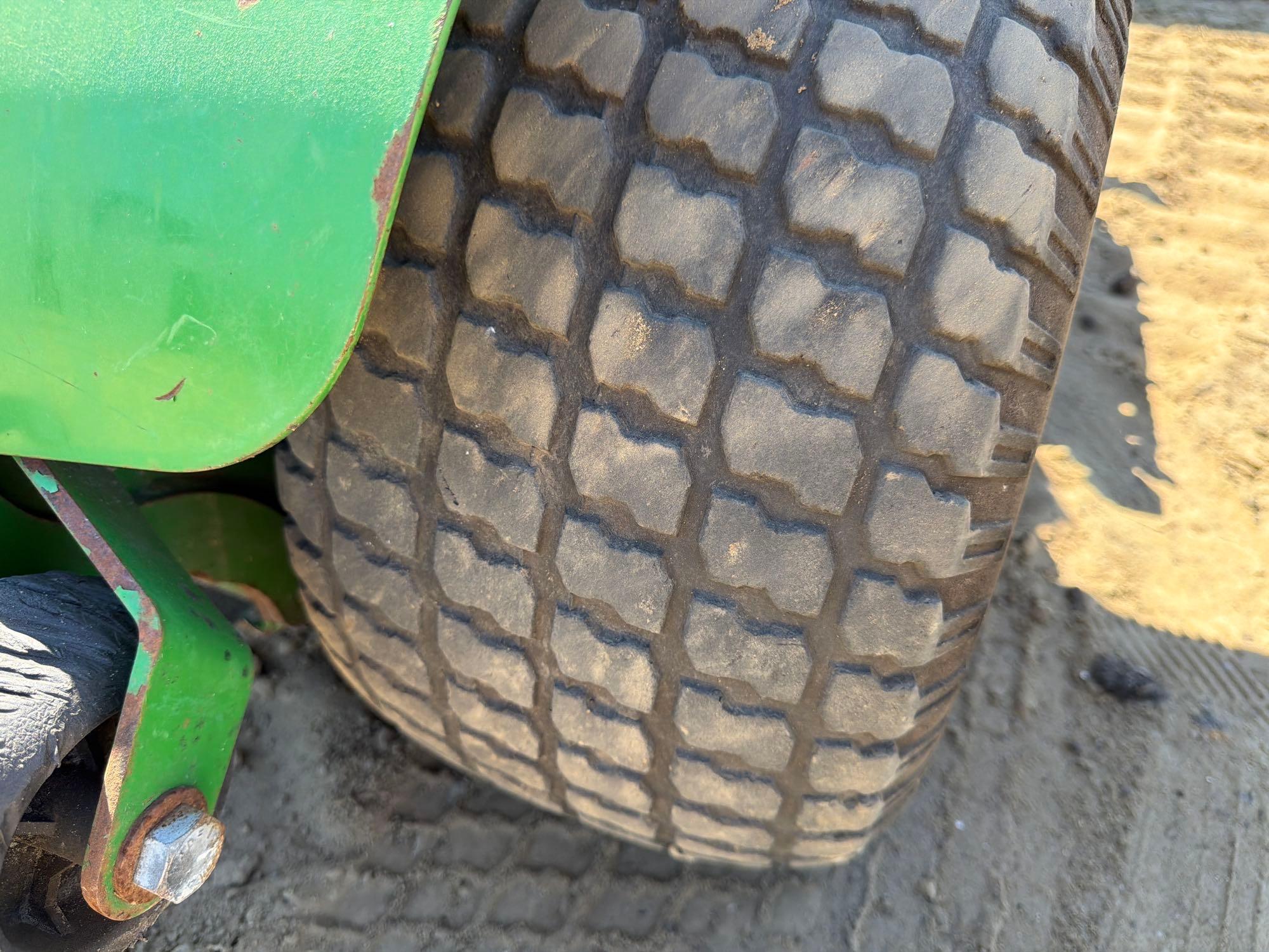 2015 John Deere 648R