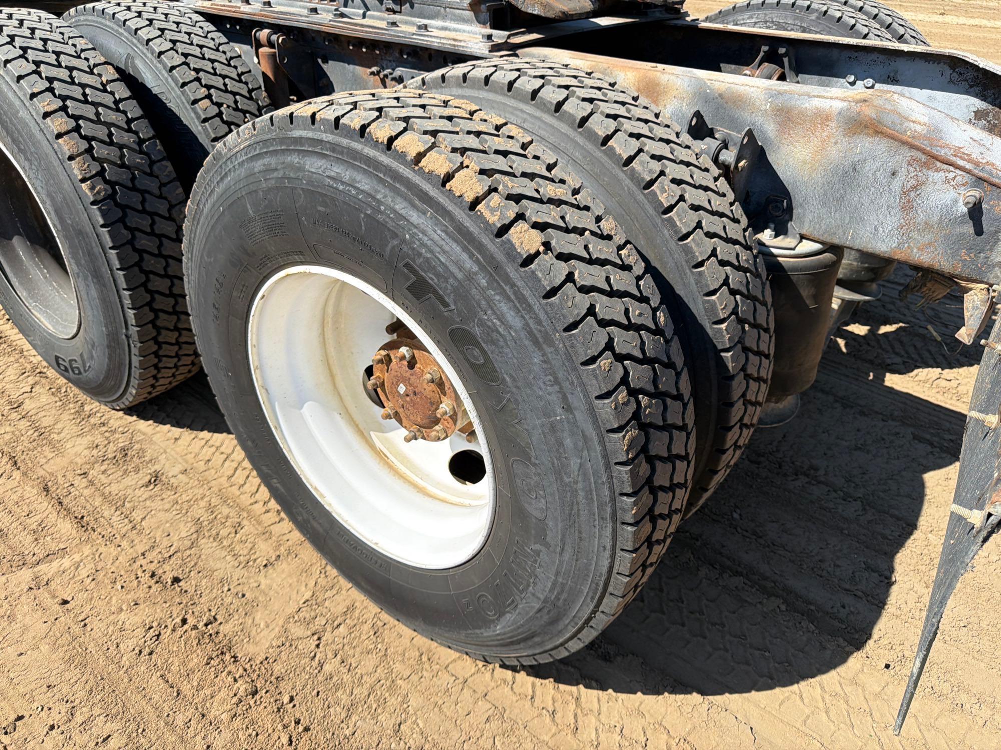 2006 Mack 613