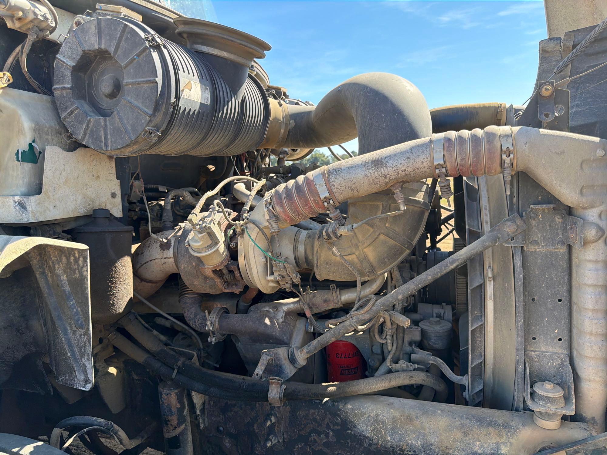 2006 Mack 613