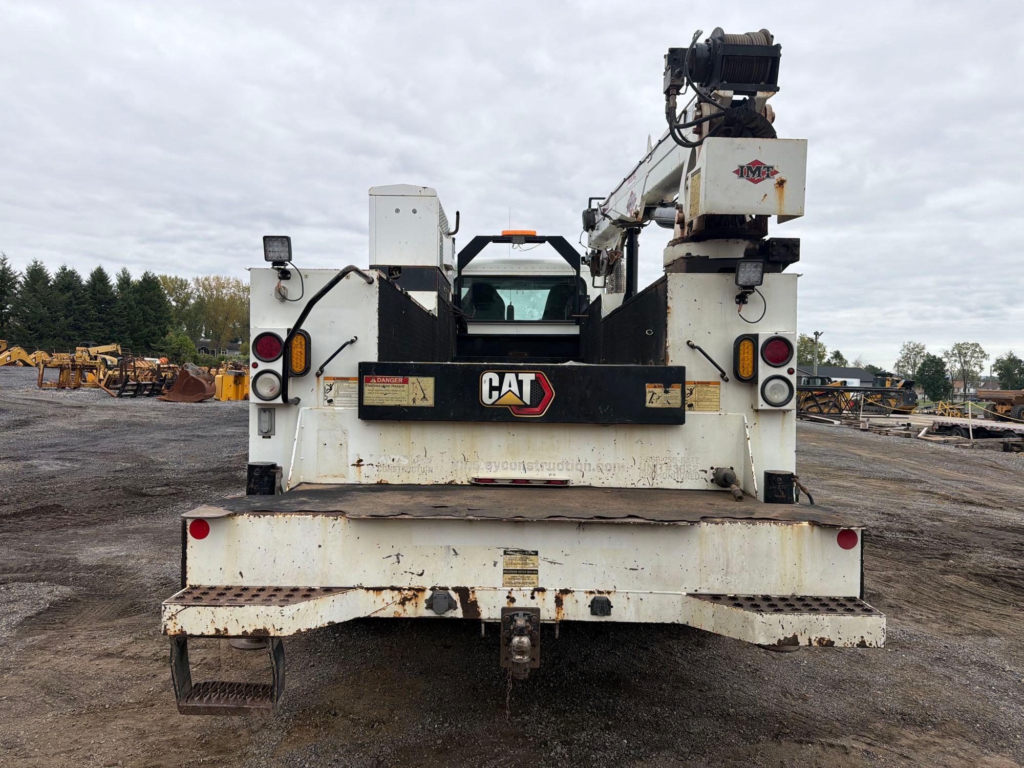 2016 Peterbilt 337