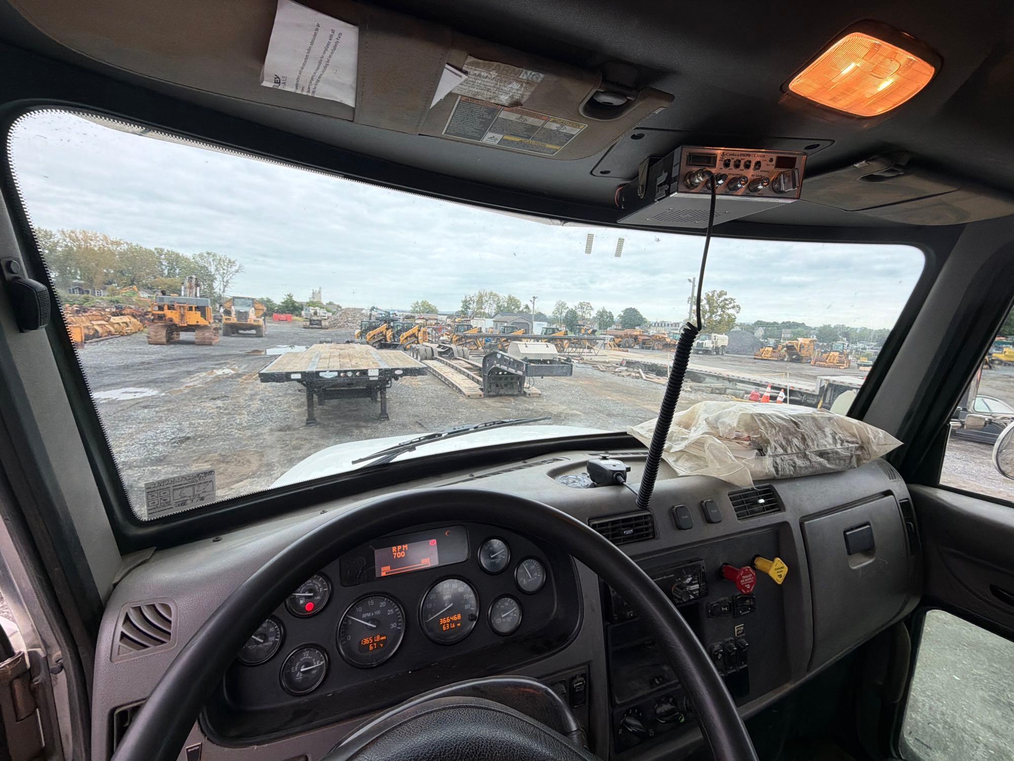 2016 Peterbilt 337