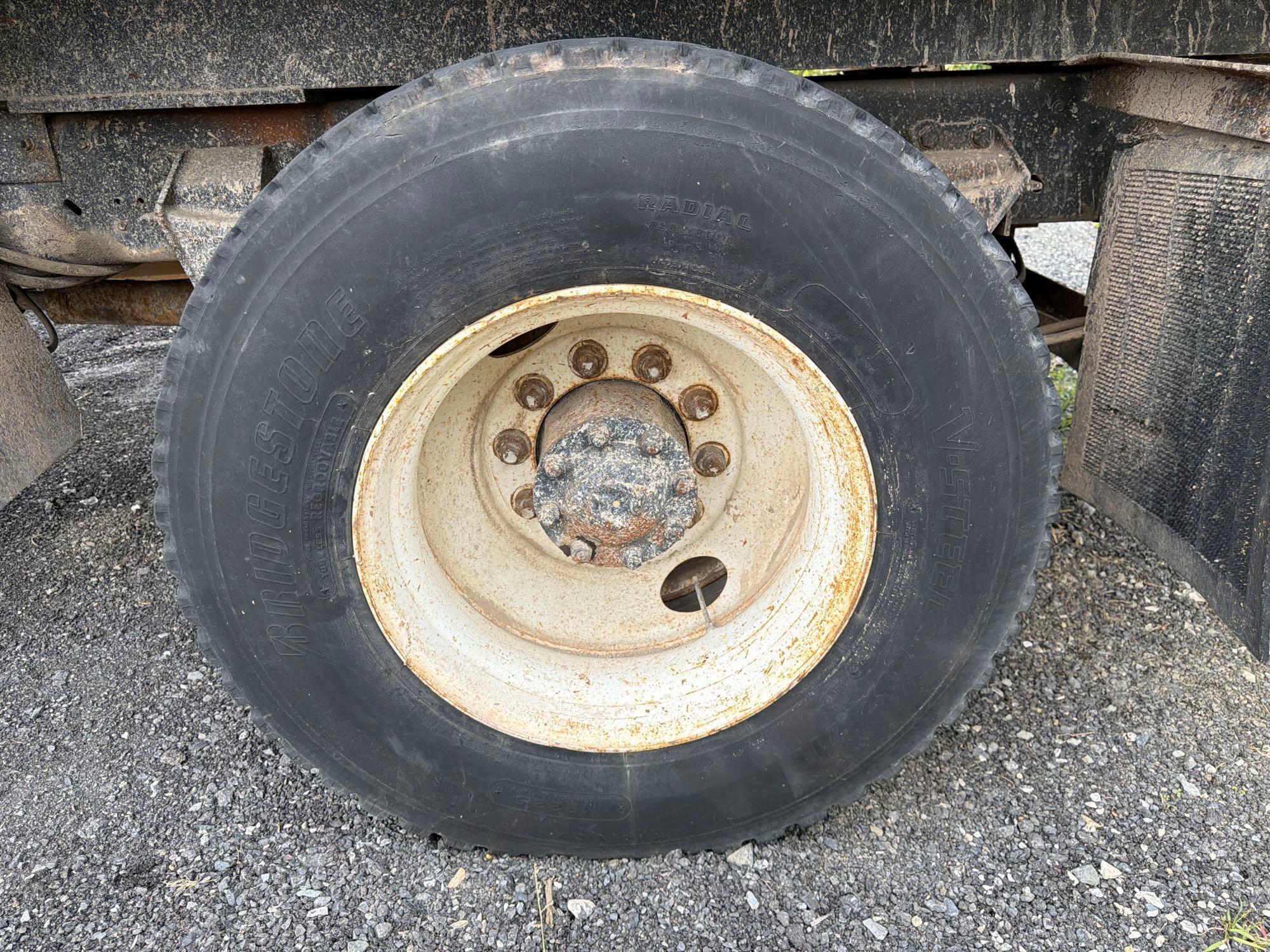 1988 Ford F800