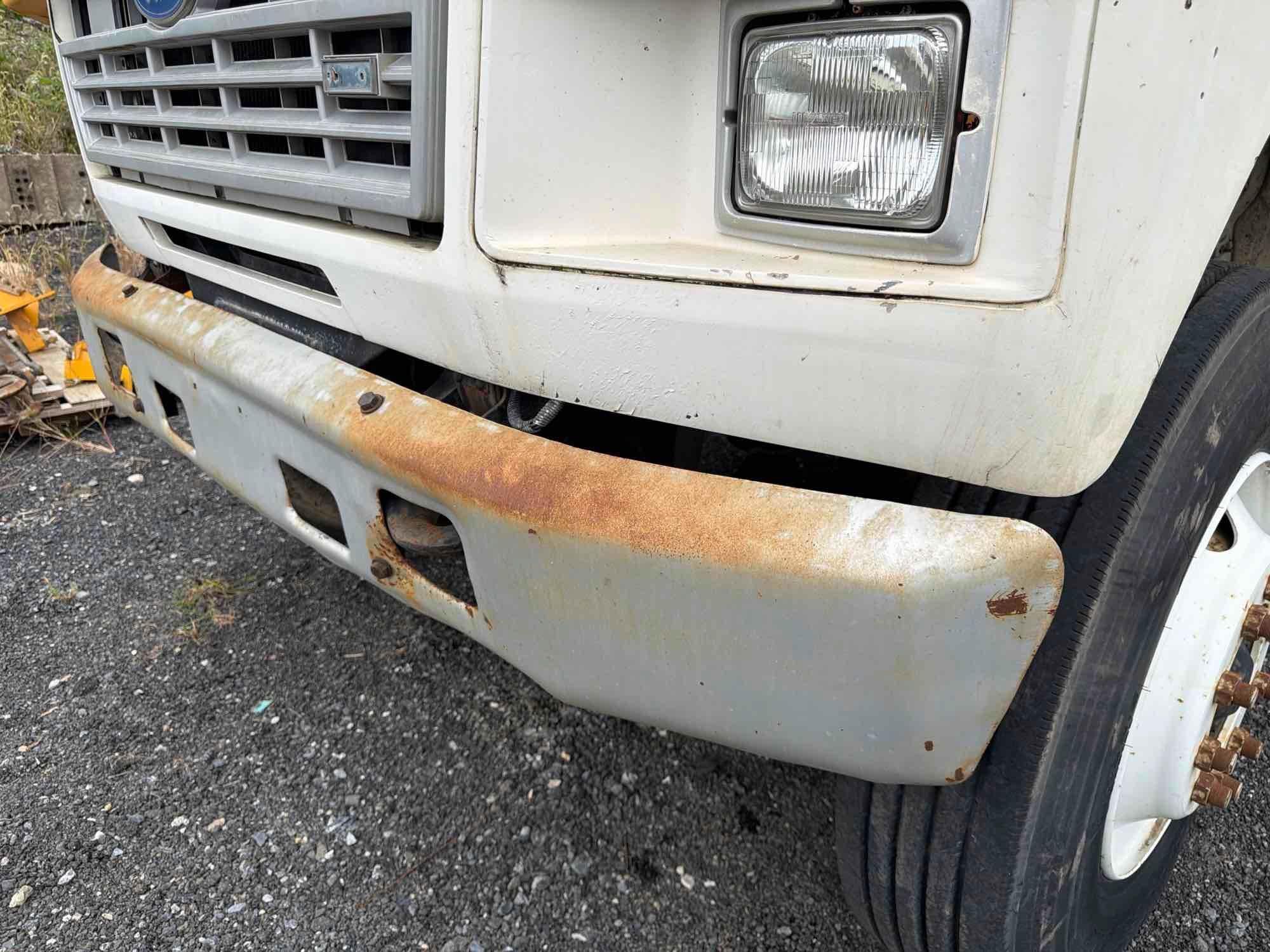 1988 Ford F800