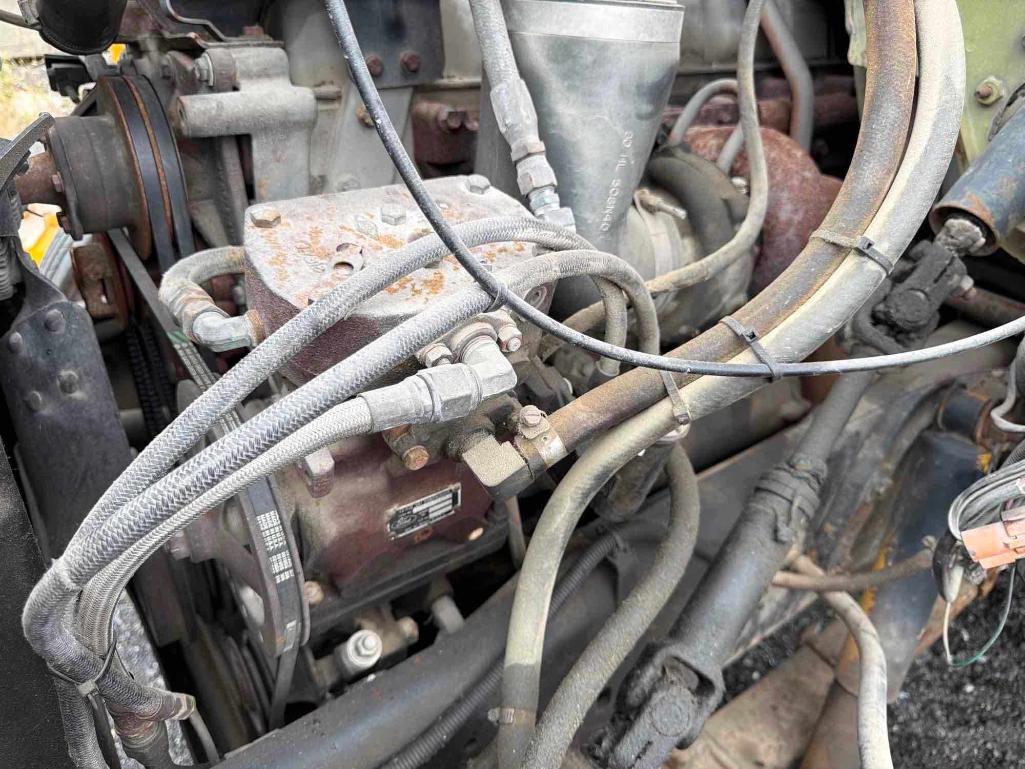 1988 Ford F800