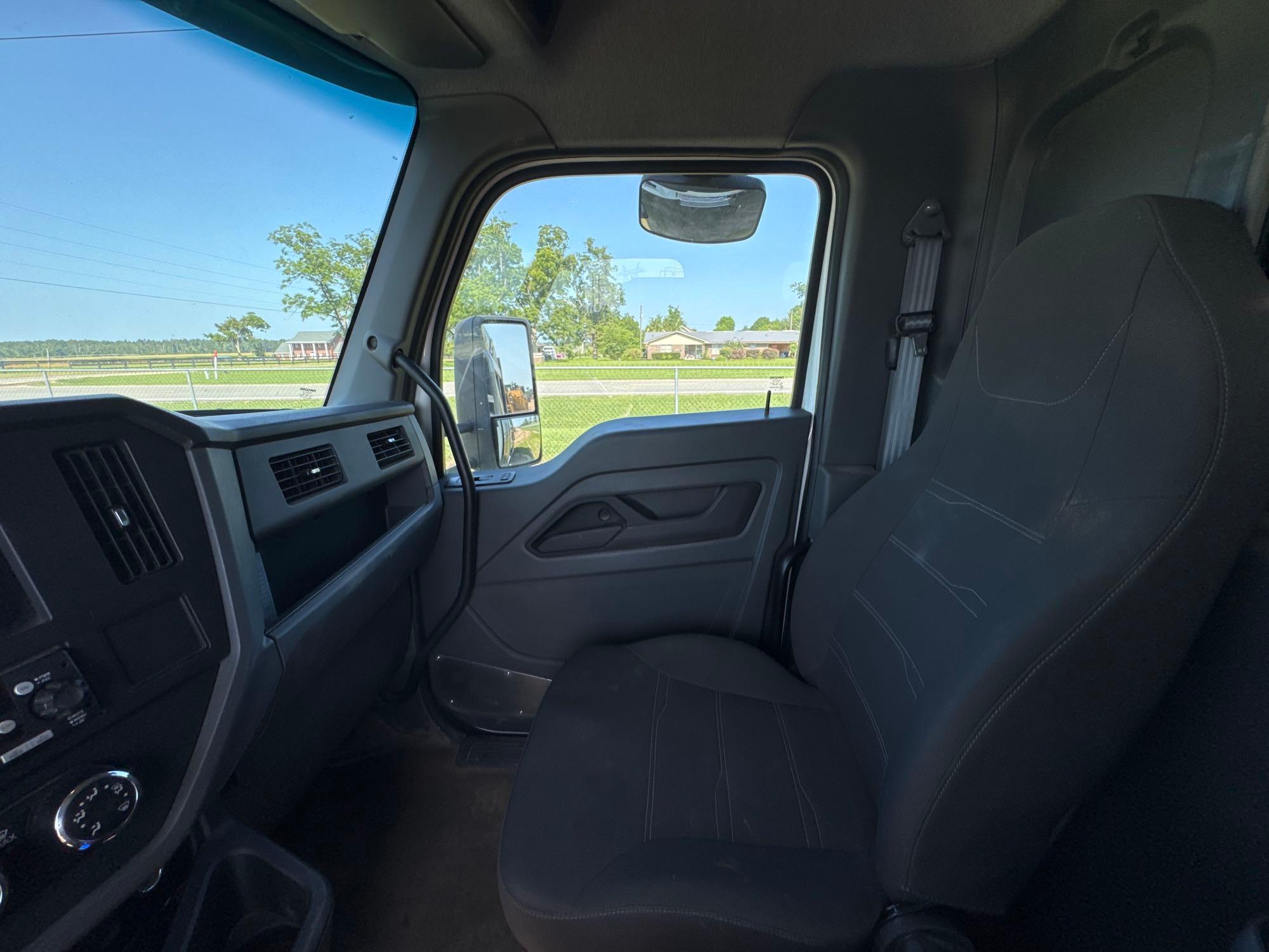 2023 Kenworth T480