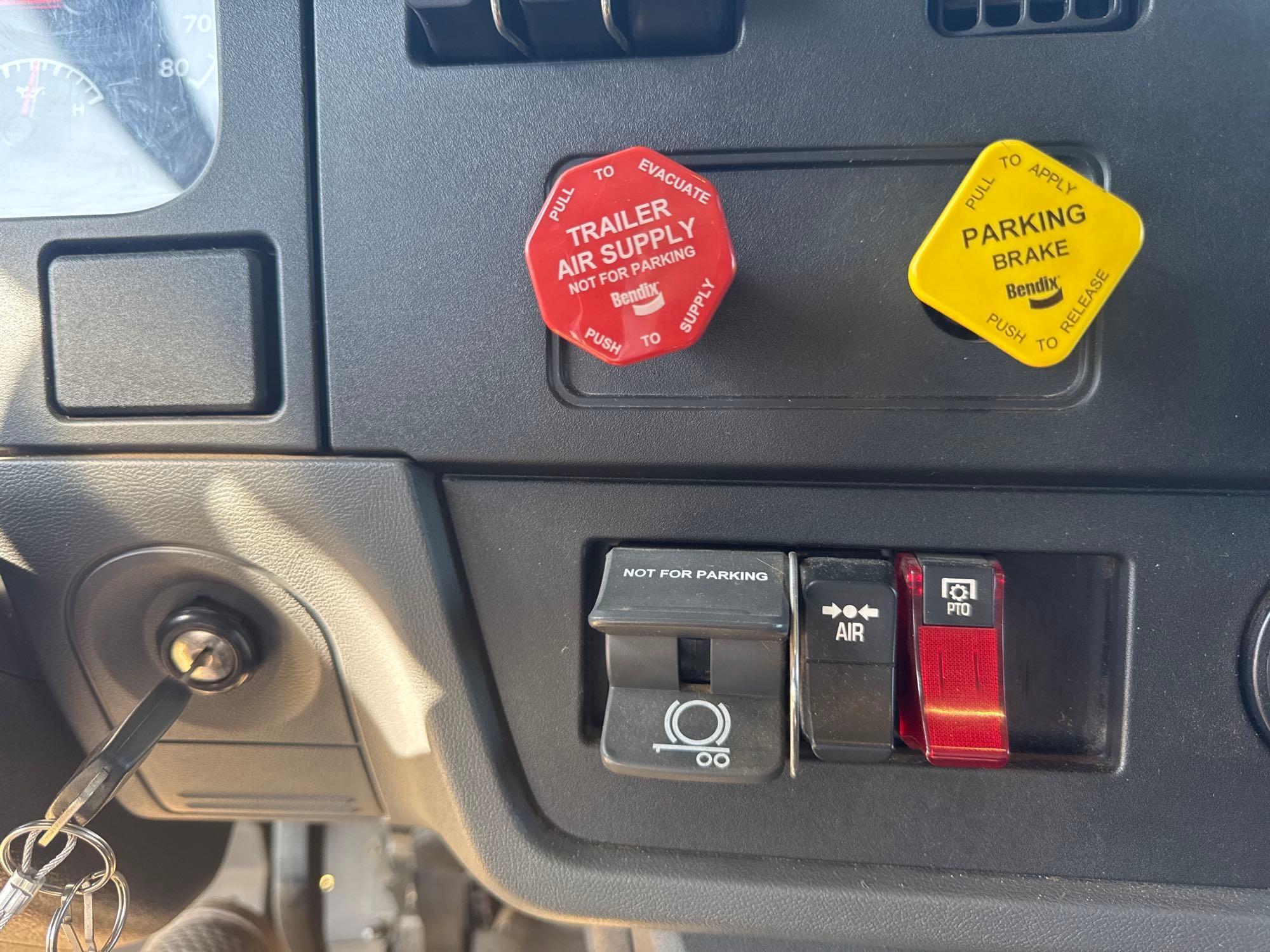 2023 Kenworth T480