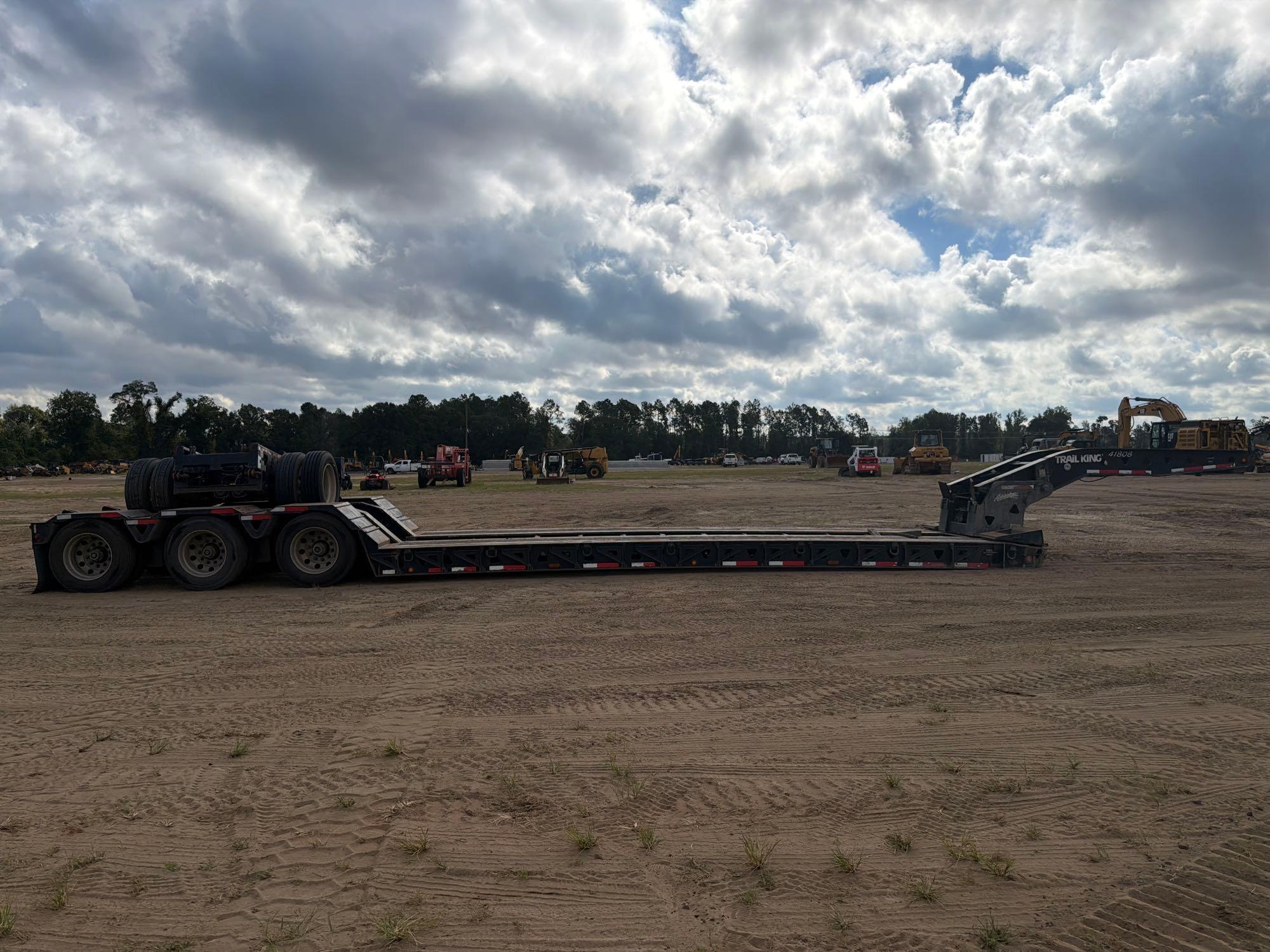 2015 Trail King TK110HDG533