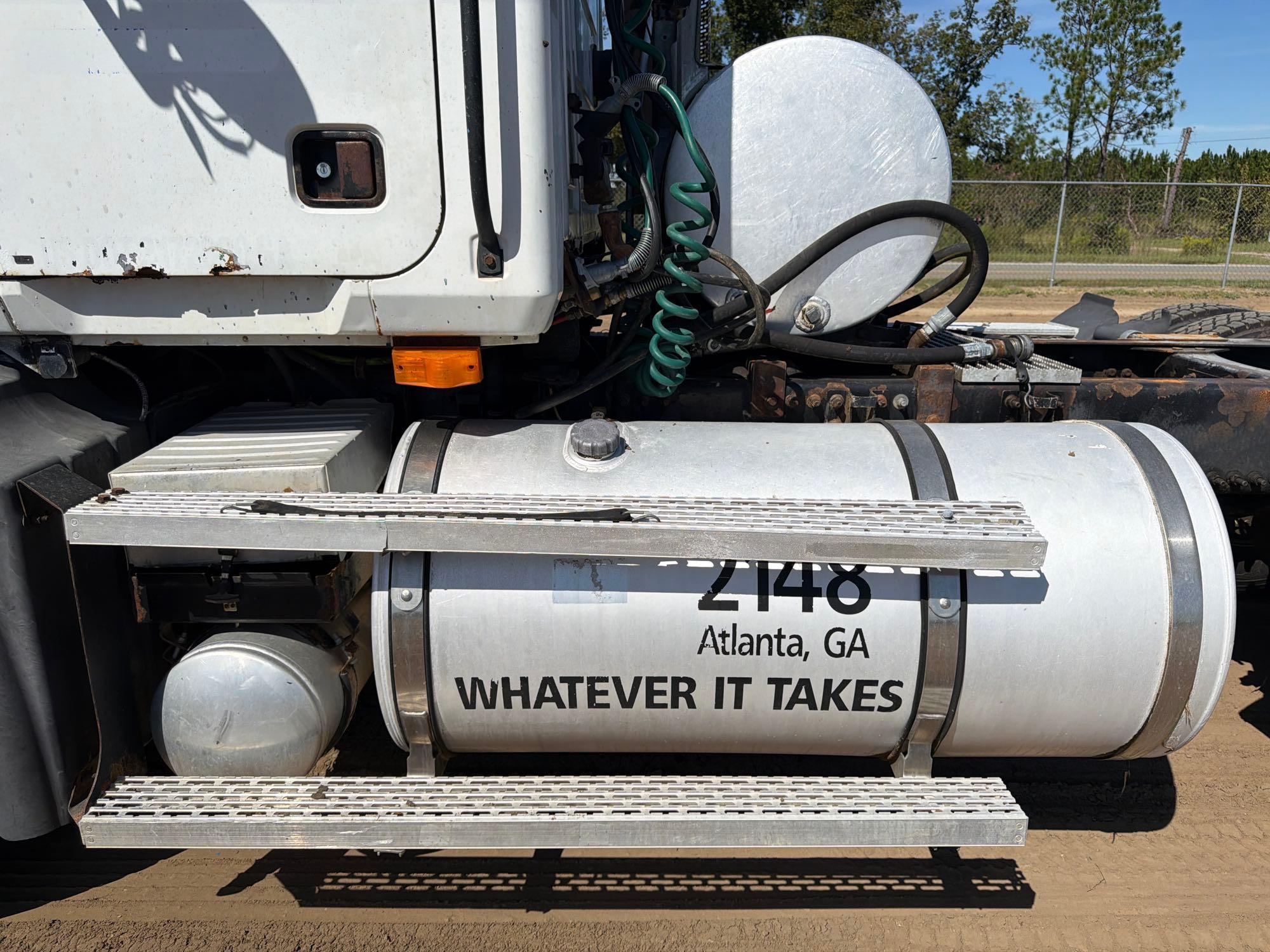 2006 Mack 613