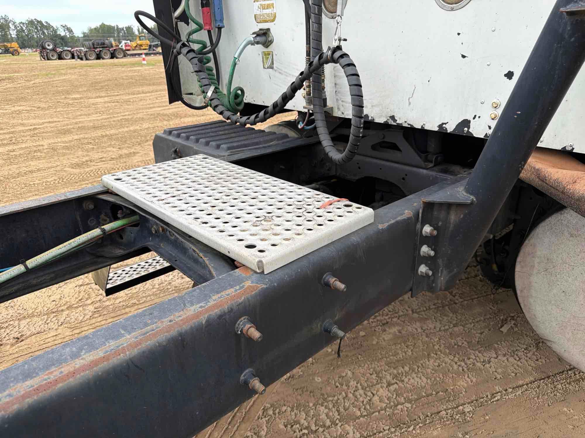 2007 International 9200I