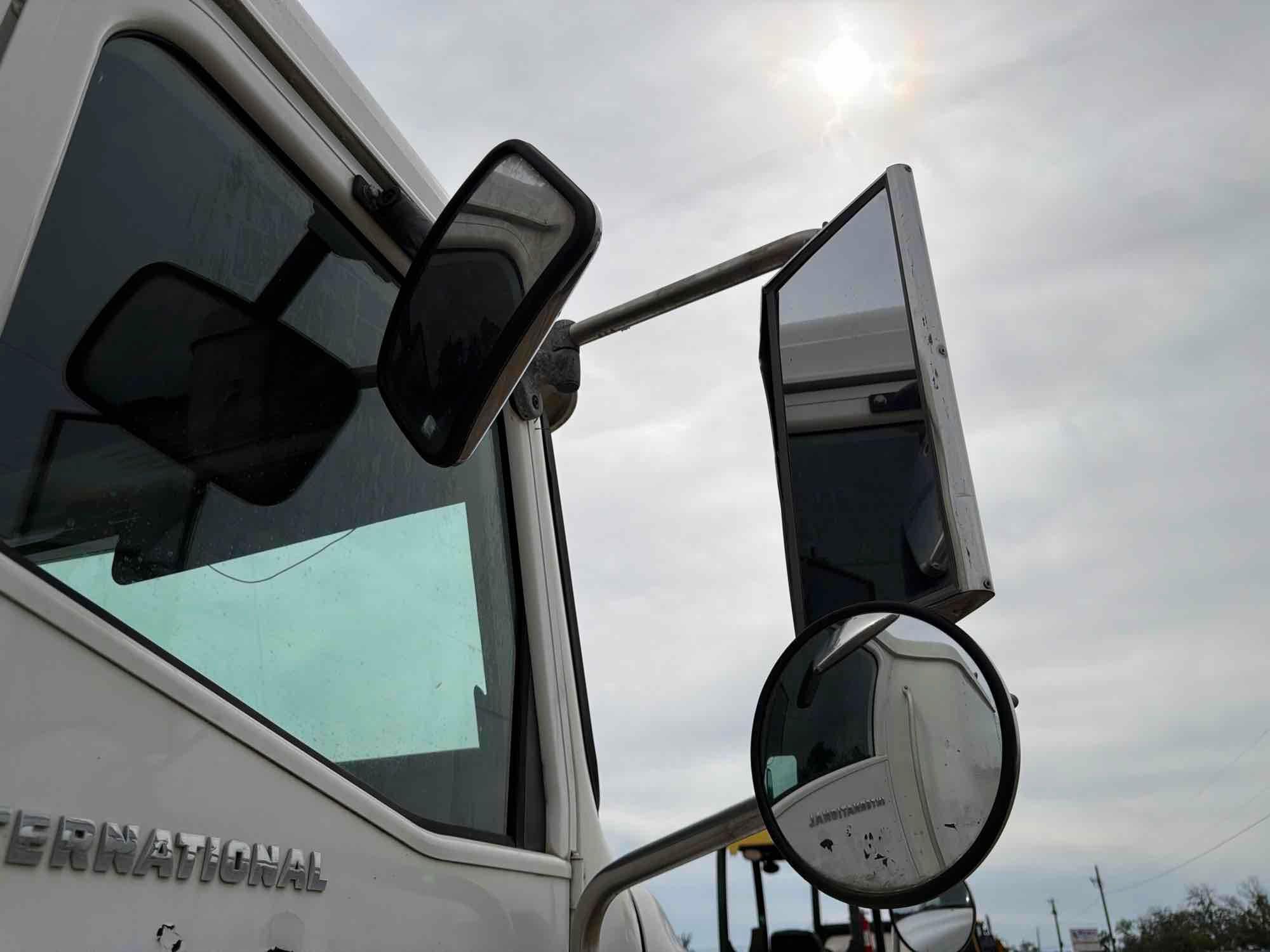 2007 International 9200I