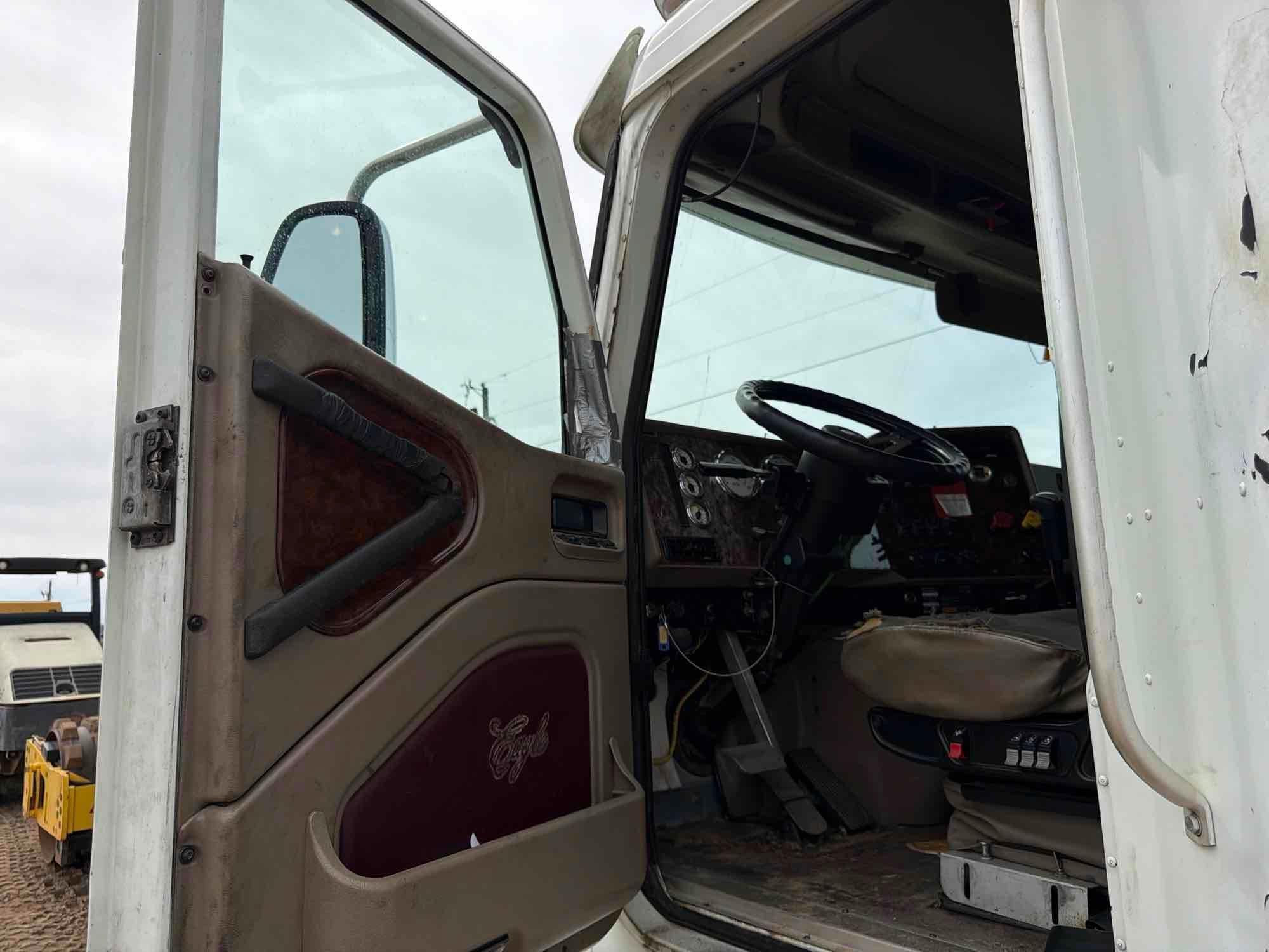 2007 International 9200I