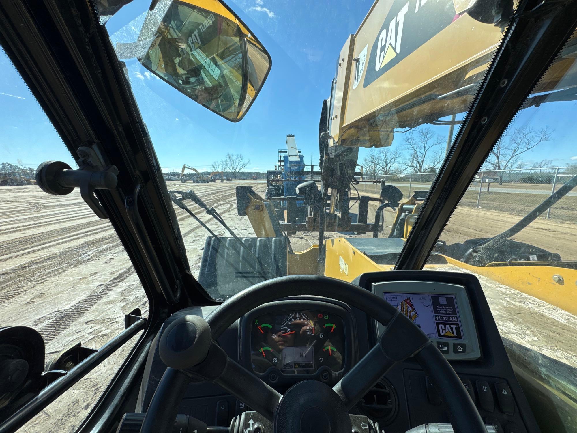 Caterpillar TL1255