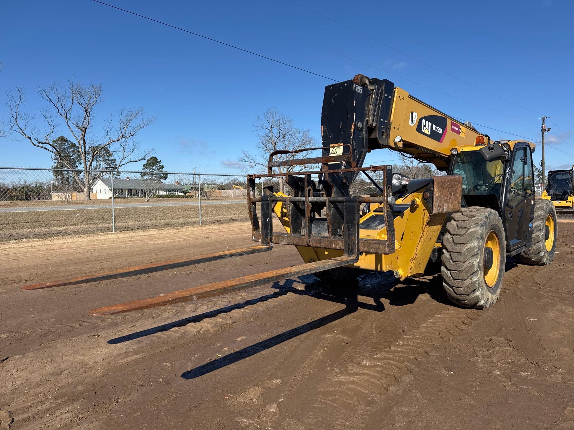 Caterpillar TL1255