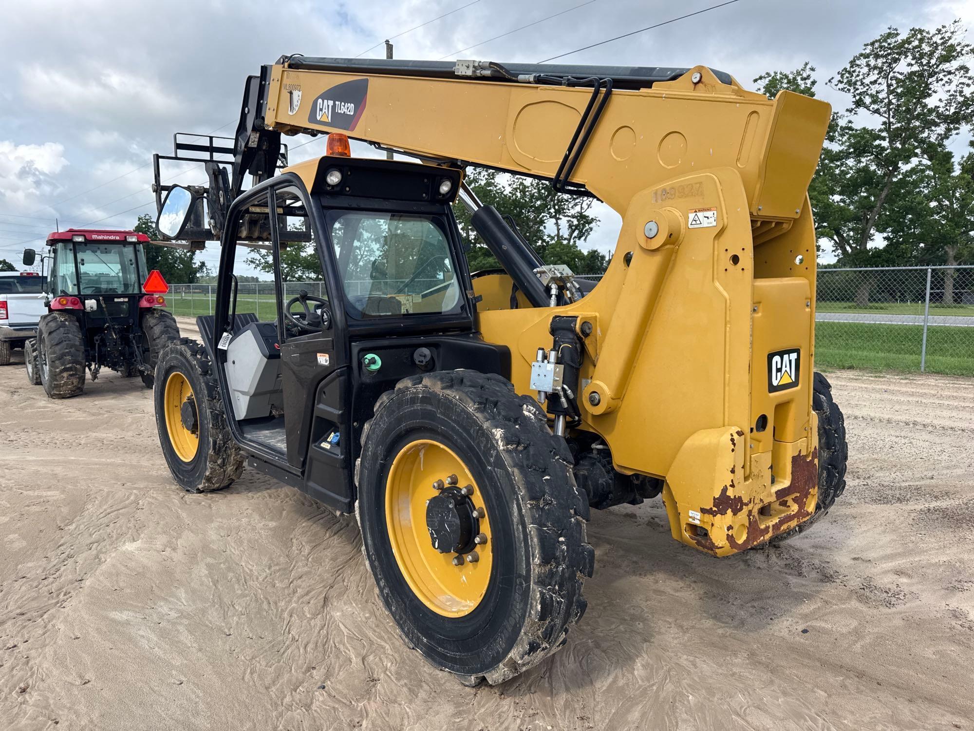 Caterpillar TL642