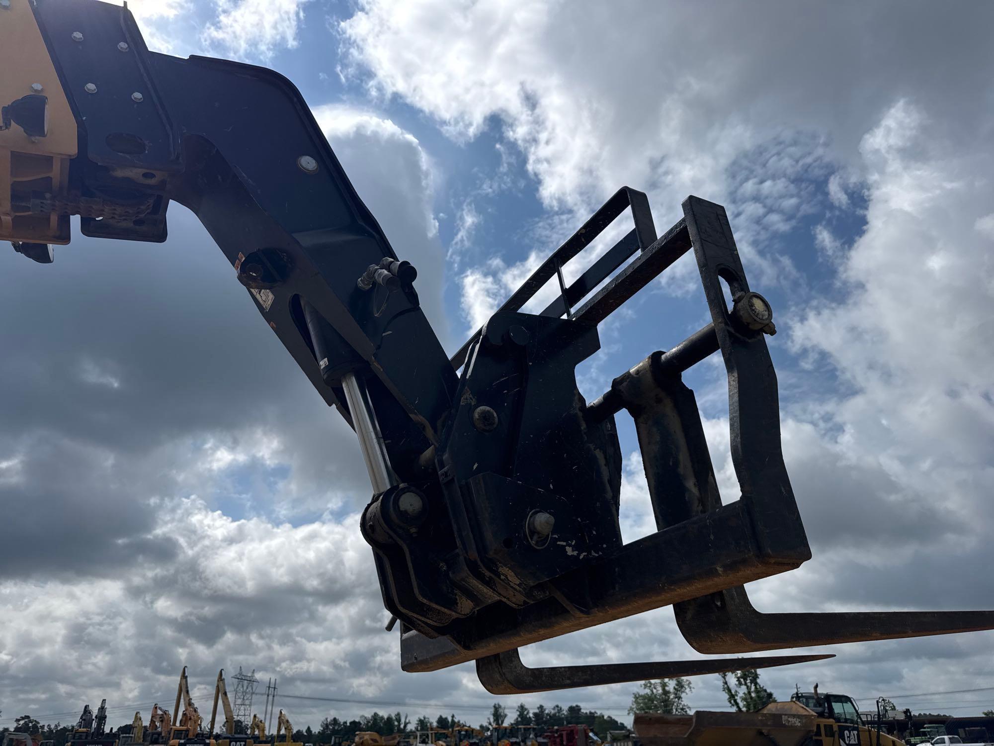 Caterpillar TL642